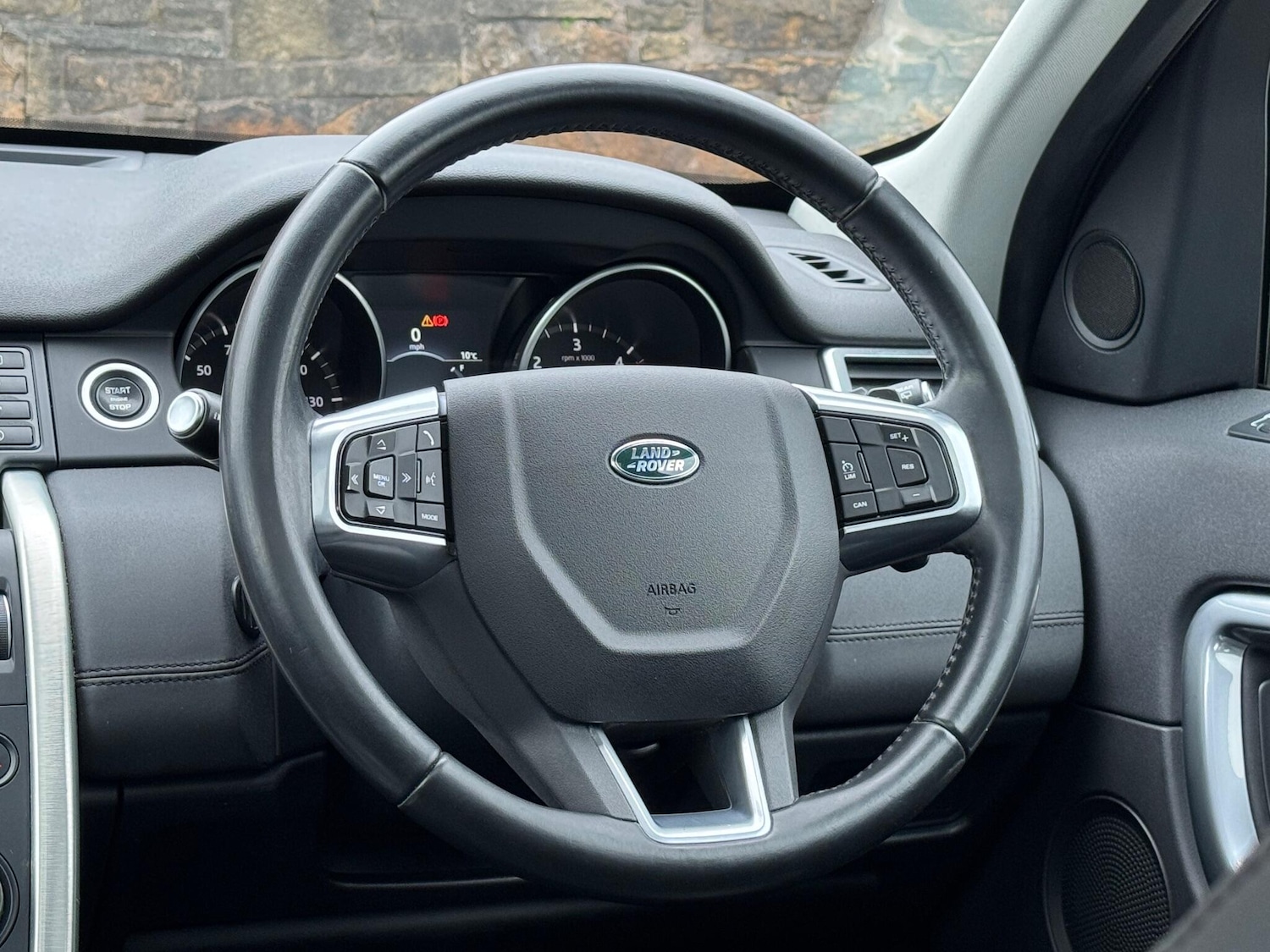 Used Land Rover Discovery Sport for sale - 76658393: Photo 26