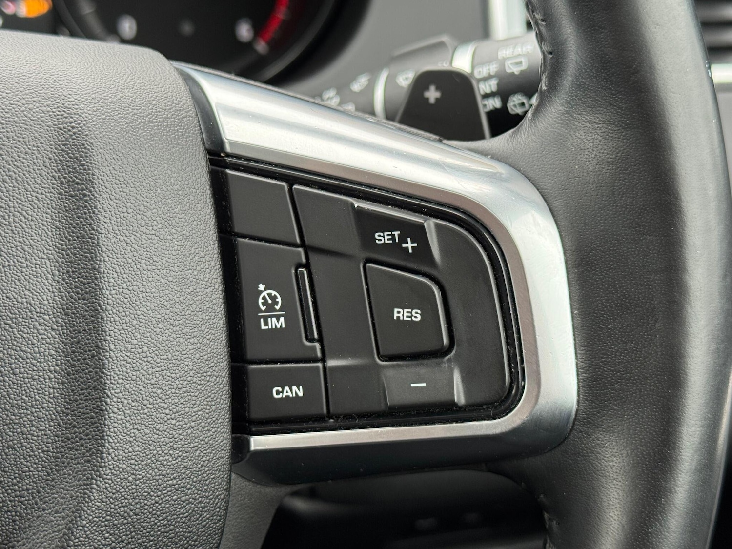 Used Land Rover Discovery Sport for sale - 76658393: Photo 27