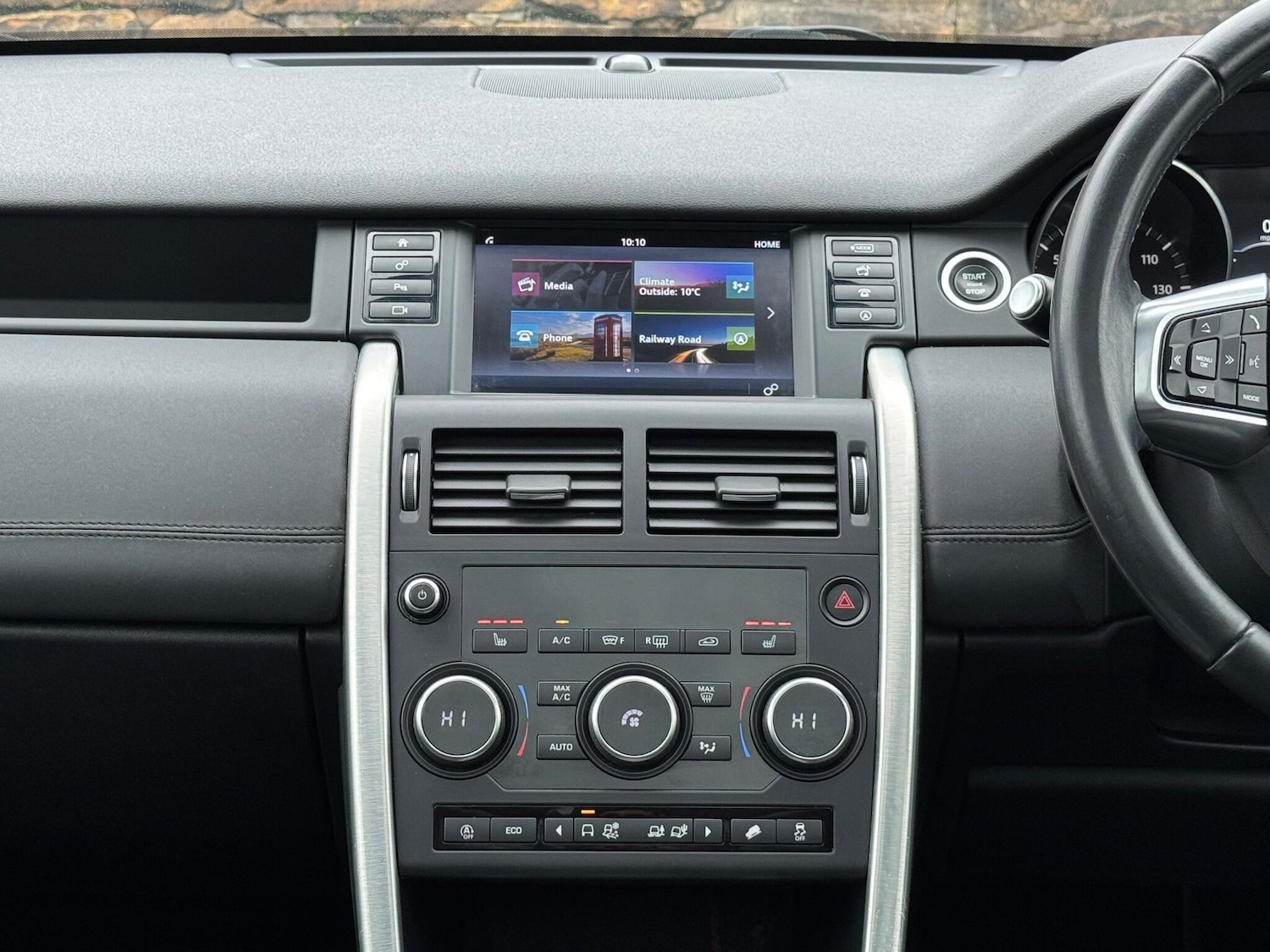 Used Land Rover Discovery Sport for sale - 76658393: Photo 29