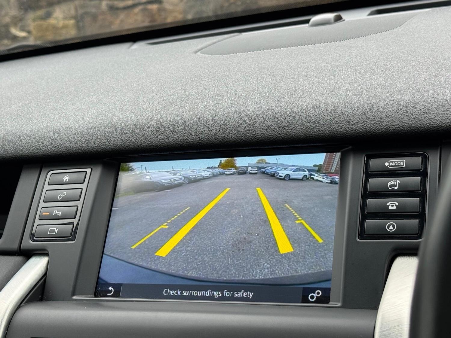 Used Land Rover Discovery Sport for sale - 76658393: Photo 36