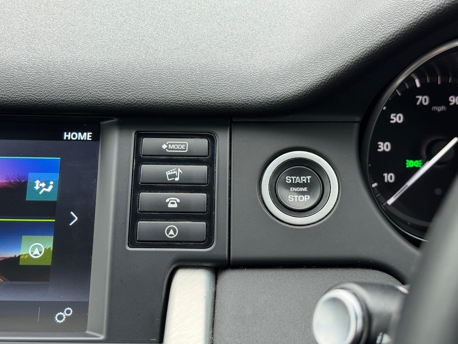 Used Land Rover Discovery Sport for sale - 76658393: Photo 48