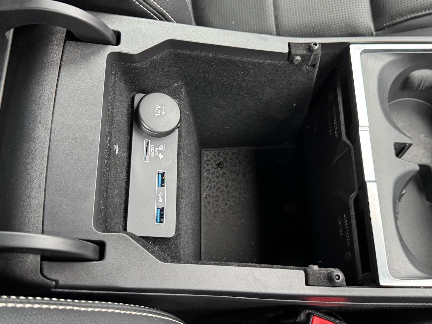 Used Jaguar E-Pace 2019 for sale - 76989270: Photo 44