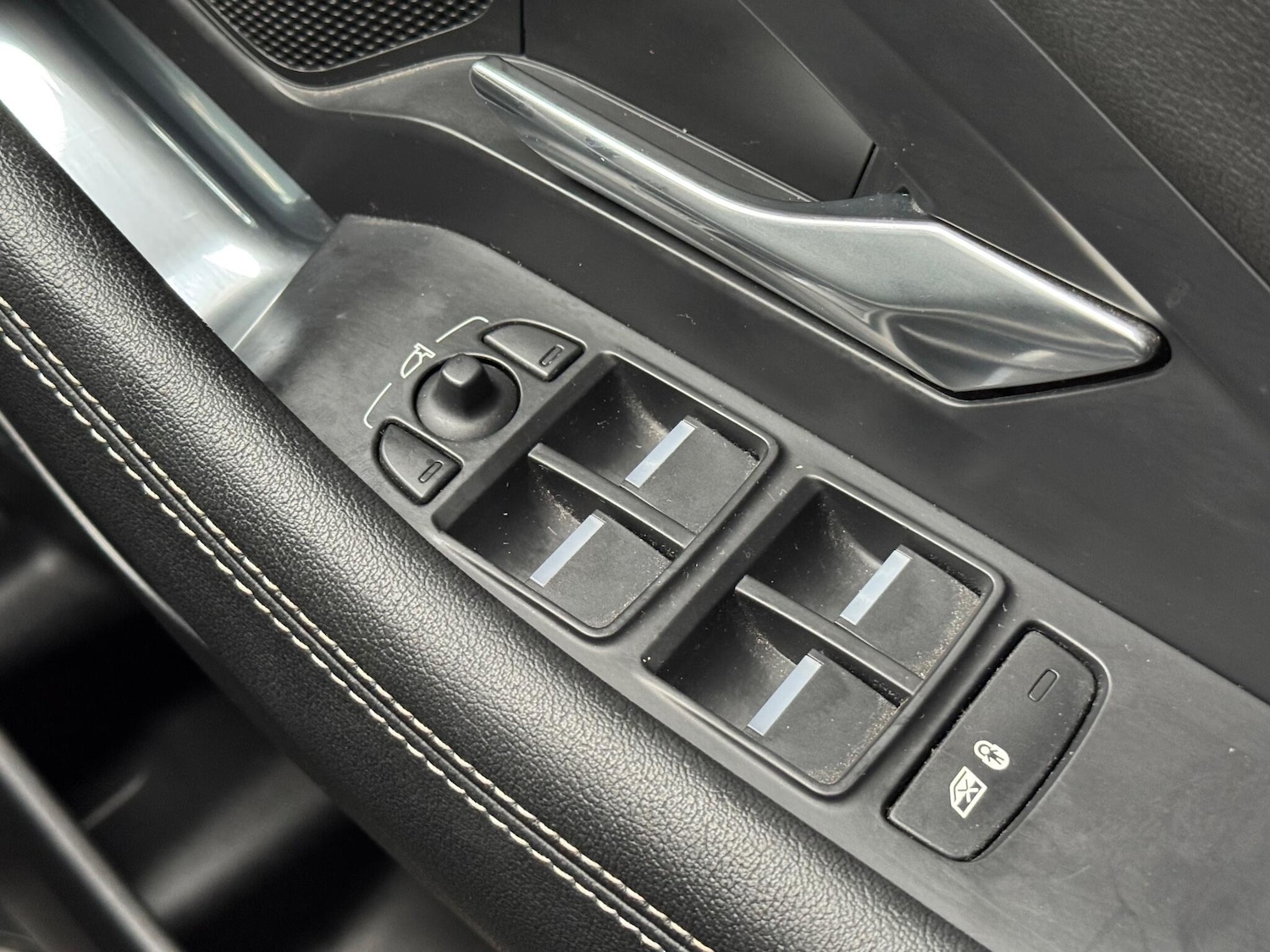 Used Jaguar E-Pace 2019 for sale - 76989270: Photo 49