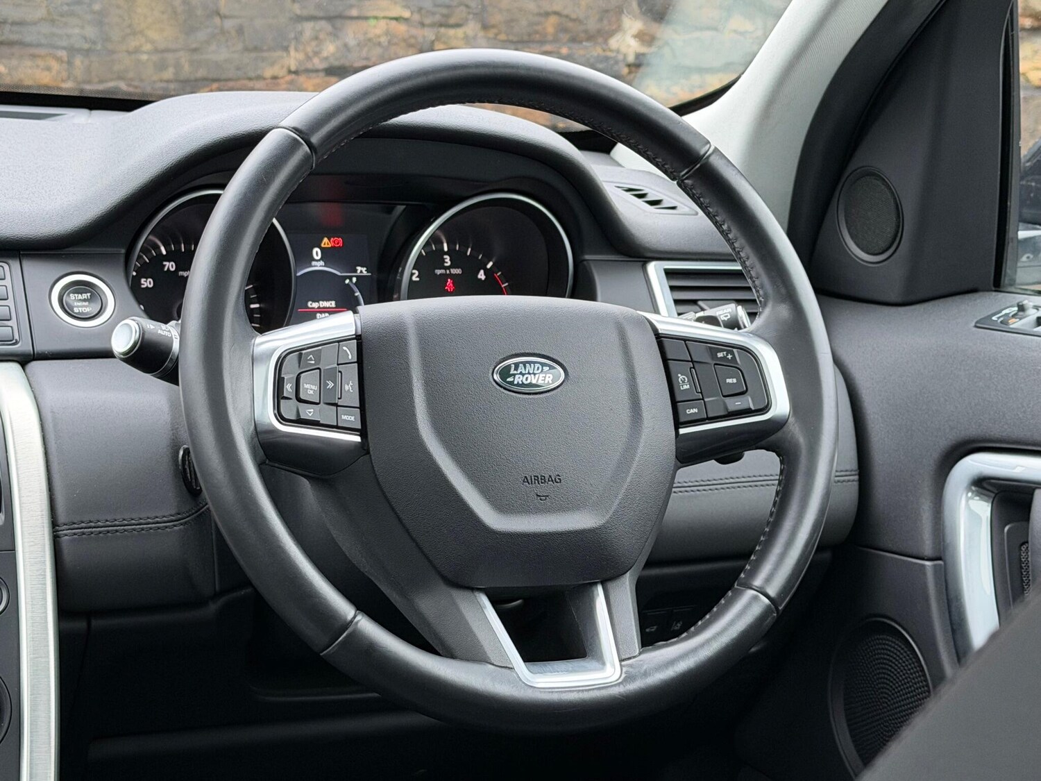 Used Land Rover Discovery Sport 2017 for sale - 76925908: Photo 26