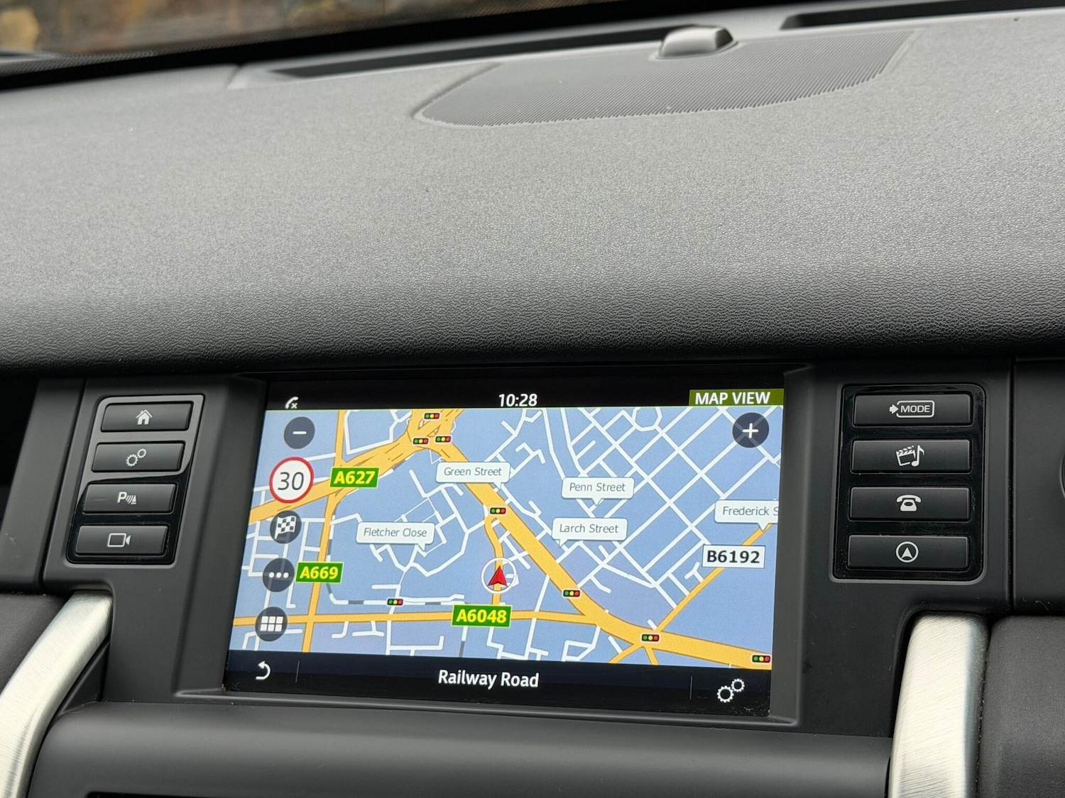 Used Land Rover Discovery Sport 2017 for sale - 76925908: Photo 33