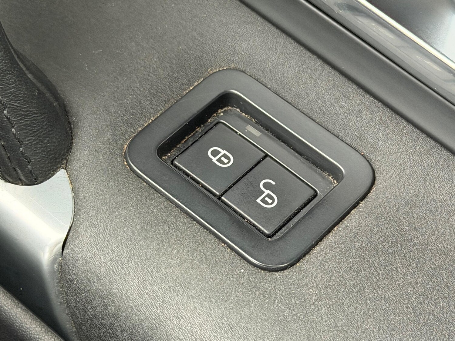 Used Land Rover Discovery Sport 2017 for sale - 76925908: Photo 48