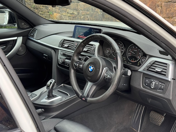 Used BMW 3 Series 2018 for sale - 76161040: Photo 11