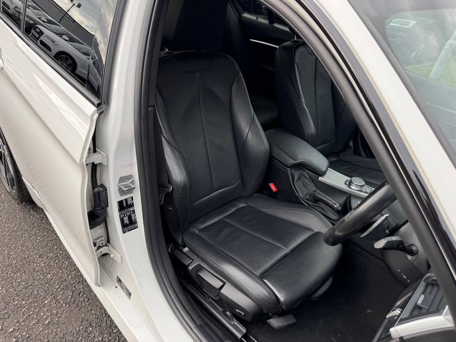 Used BMW 3 Series 2018 for sale - 76161040: Photo 16