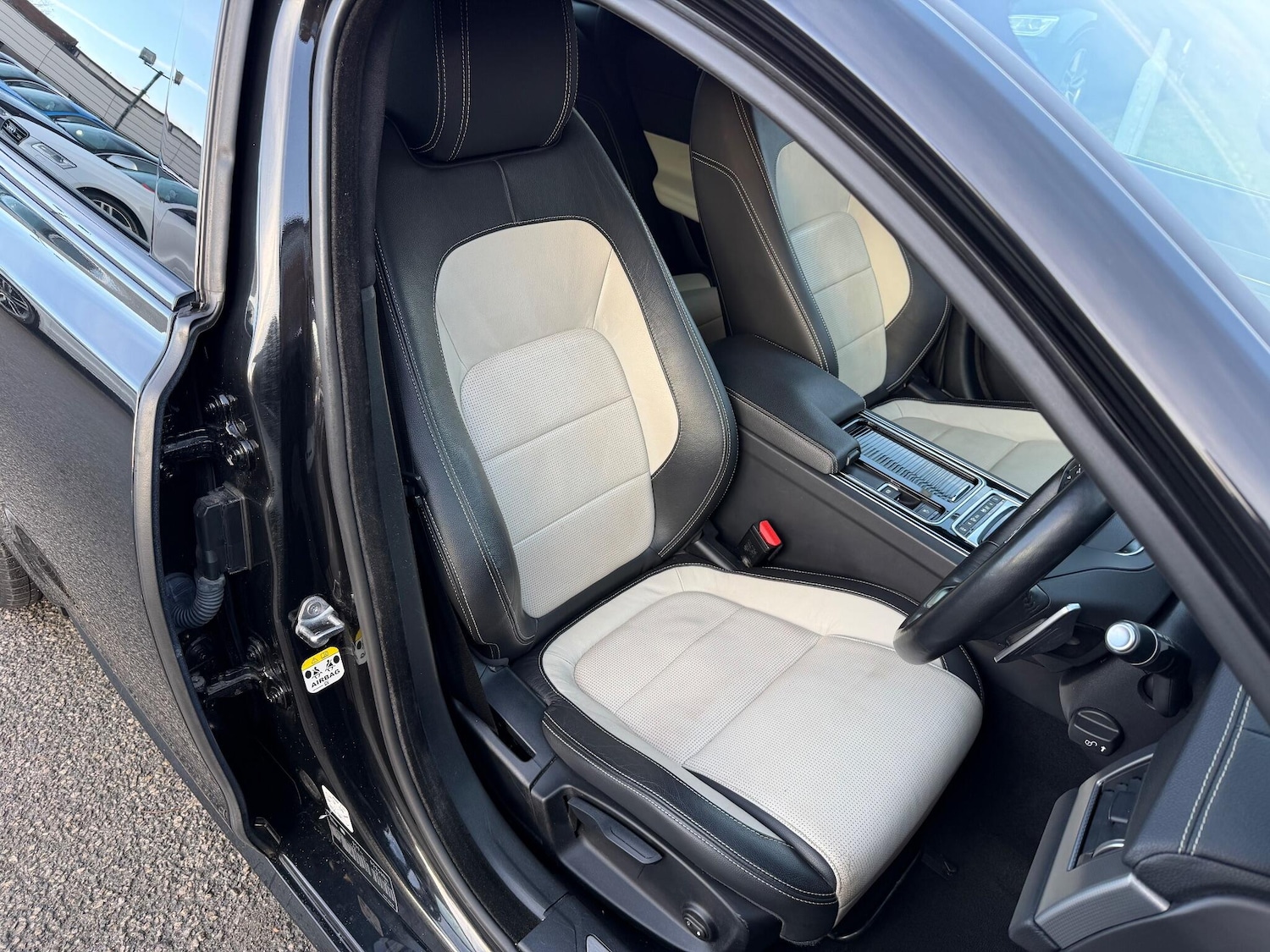 Used Jaguar XF 2019 for sale - 76824765: Photo 16