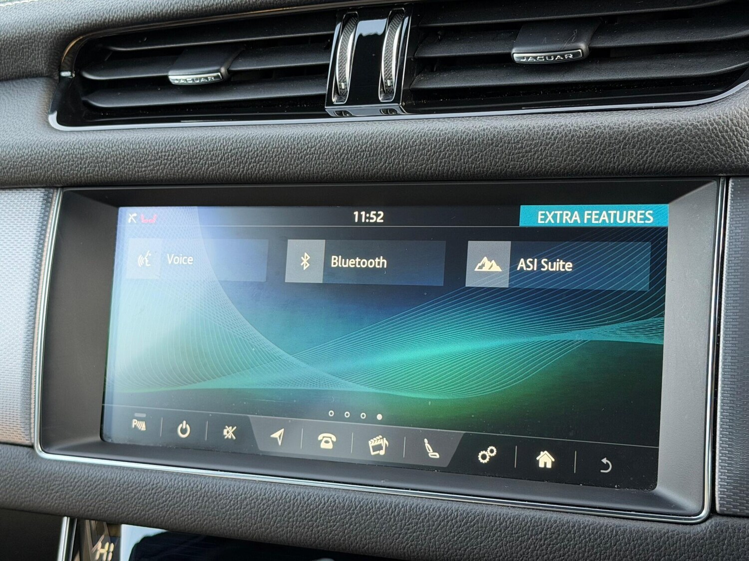 Used Jaguar XF 2019 for sale - 76824765: Photo 30