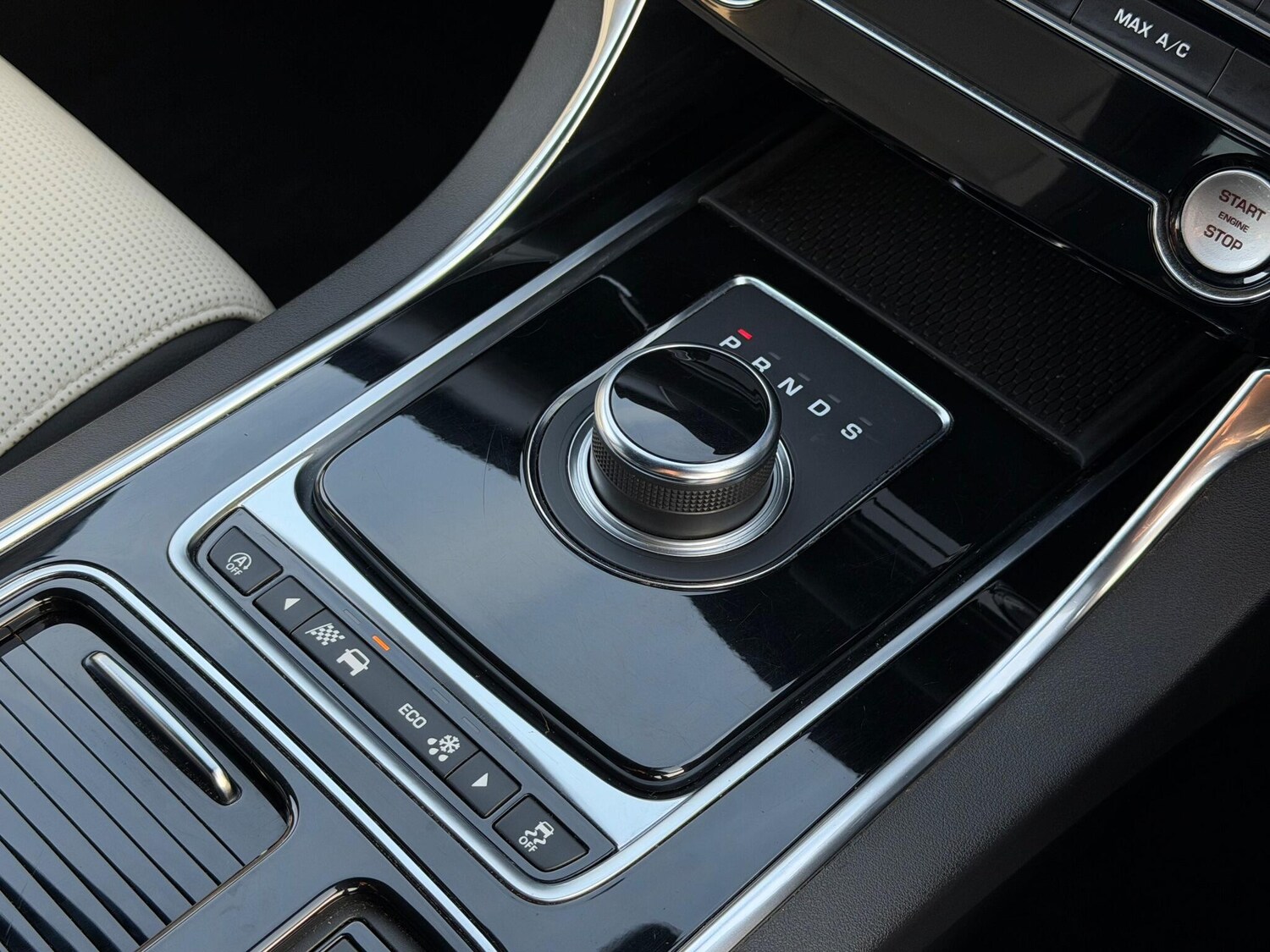 Used Jaguar XF 2019 for sale - 76824765: Photo 39