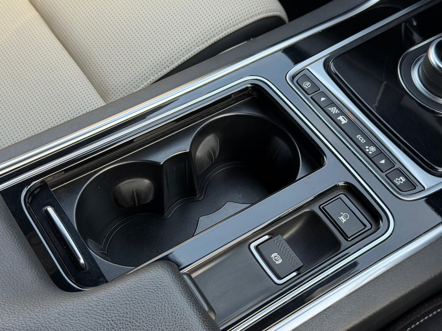 Used Jaguar XF 2019 for sale - 76824765: Photo 41