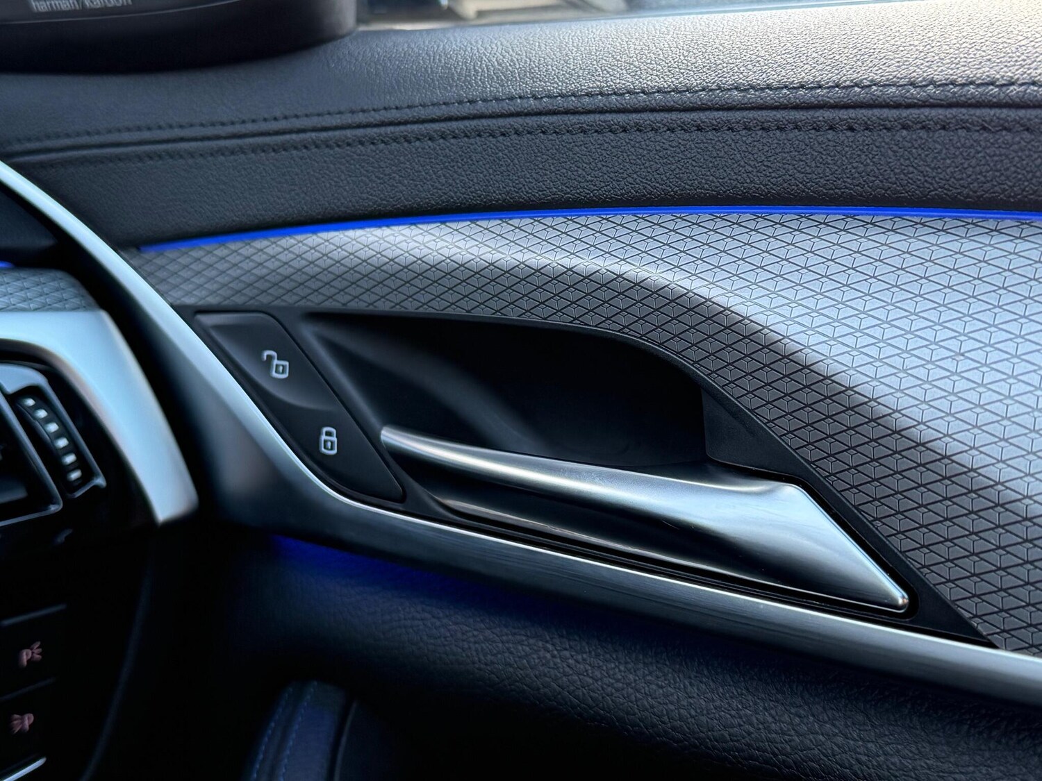 Used BMW 5 Series 2019 for sale - 76634122: Photo 54