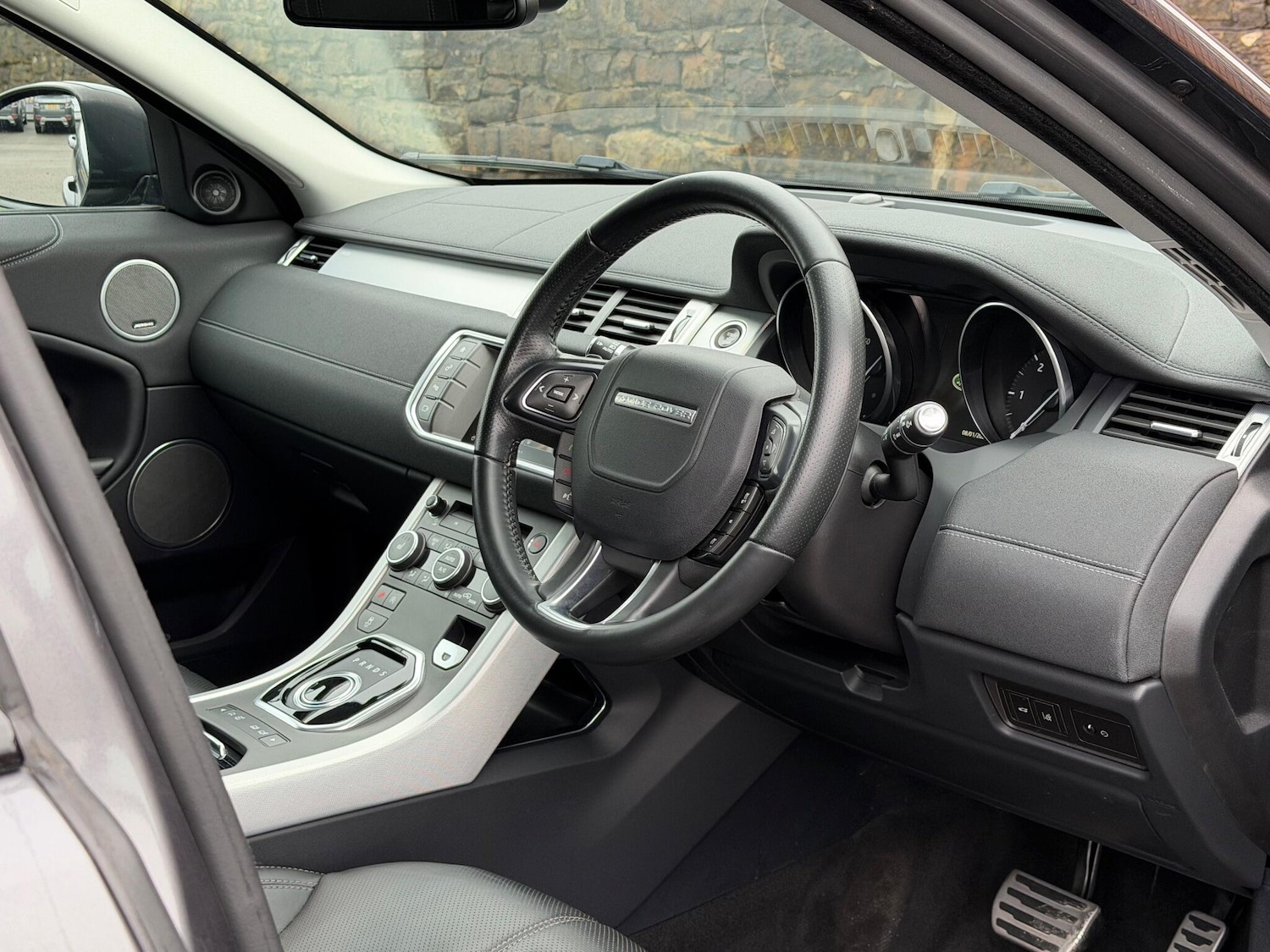 Used Land Rover Range Rover Evoque 2016 for sale - 77120197: Photo 11