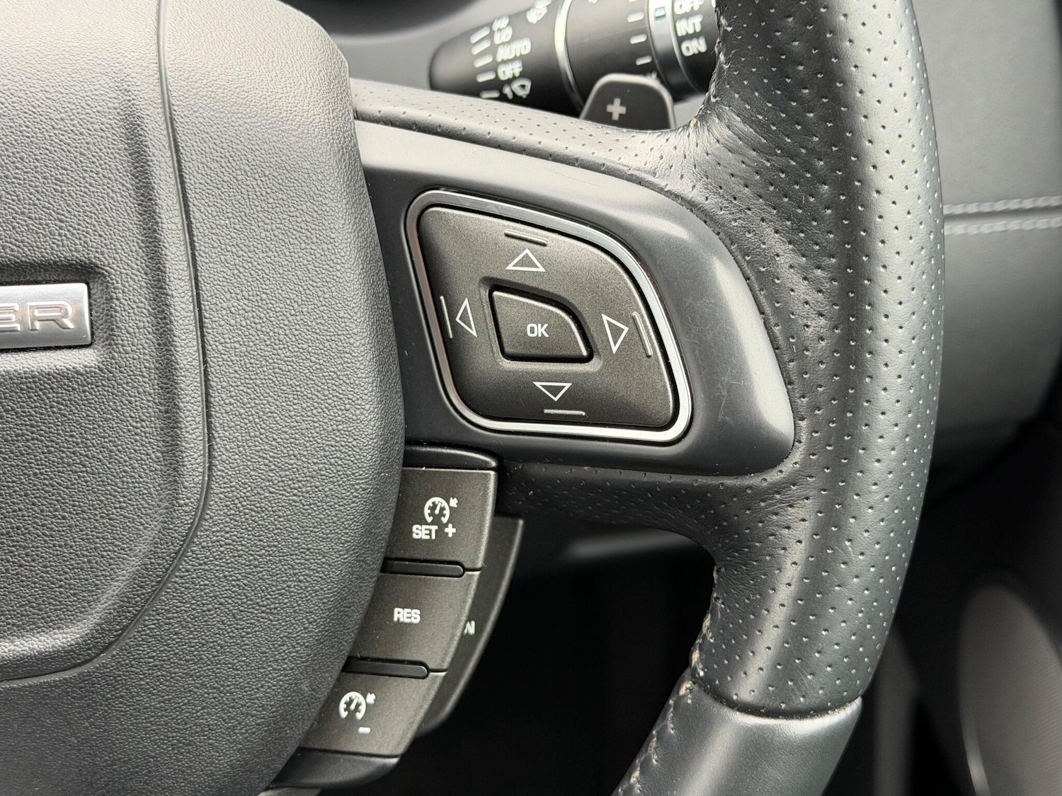 Used Land Rover Range Rover Evoque 2016 for sale - 77120197: Photo 22