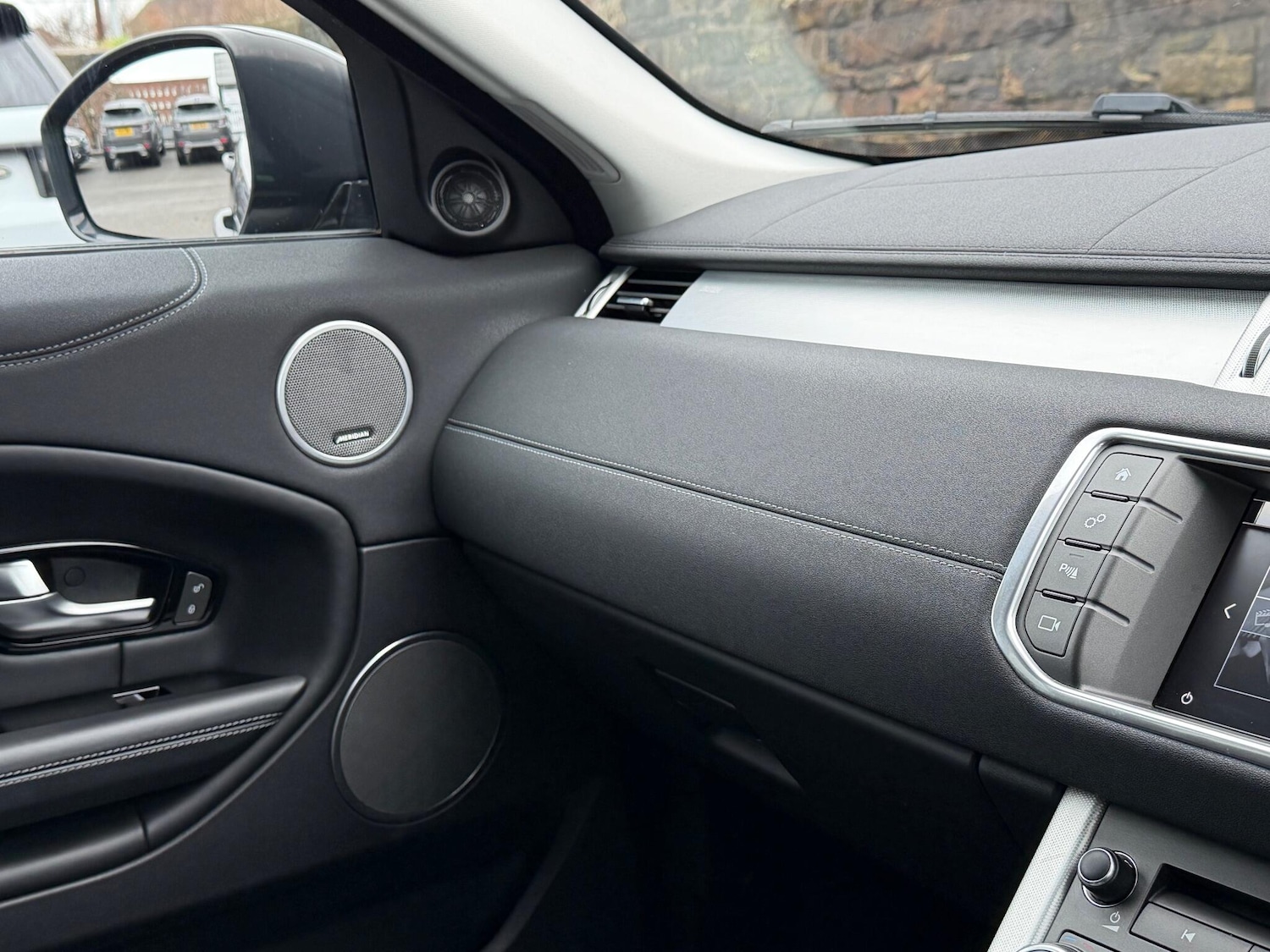 Used Land Rover Range Rover Evoque 2016 for sale - 77120197: Photo 41