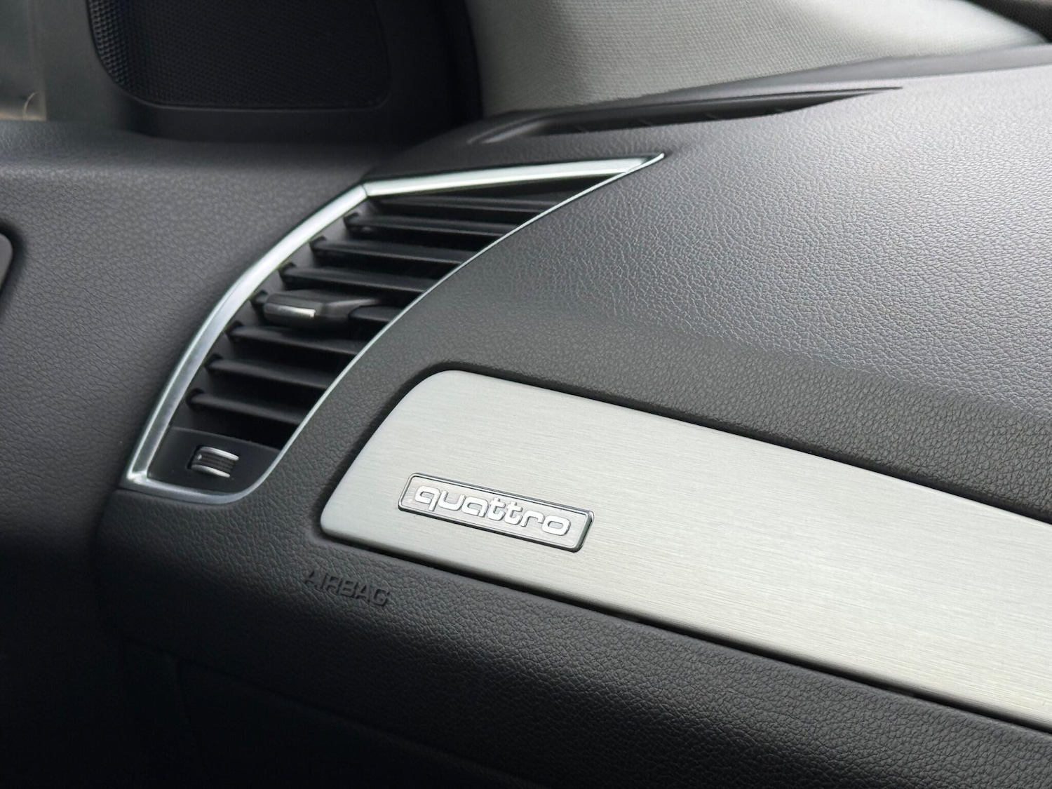 Used Audi Q5 2014 for sale - 76989260: Photo 51