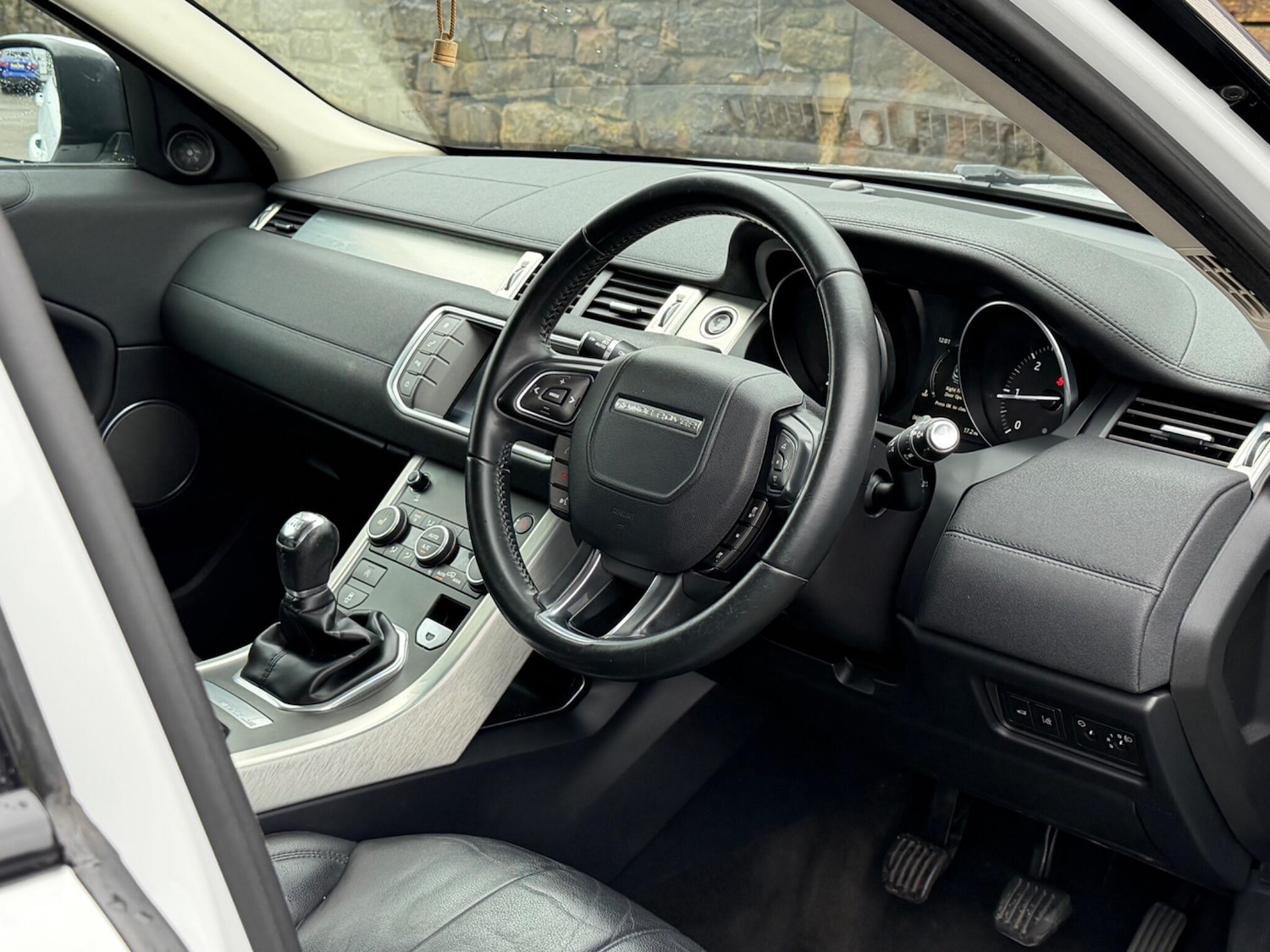 Used Land Rover Range Rover Evoque 2015 for sale - 77625823: Photo 11