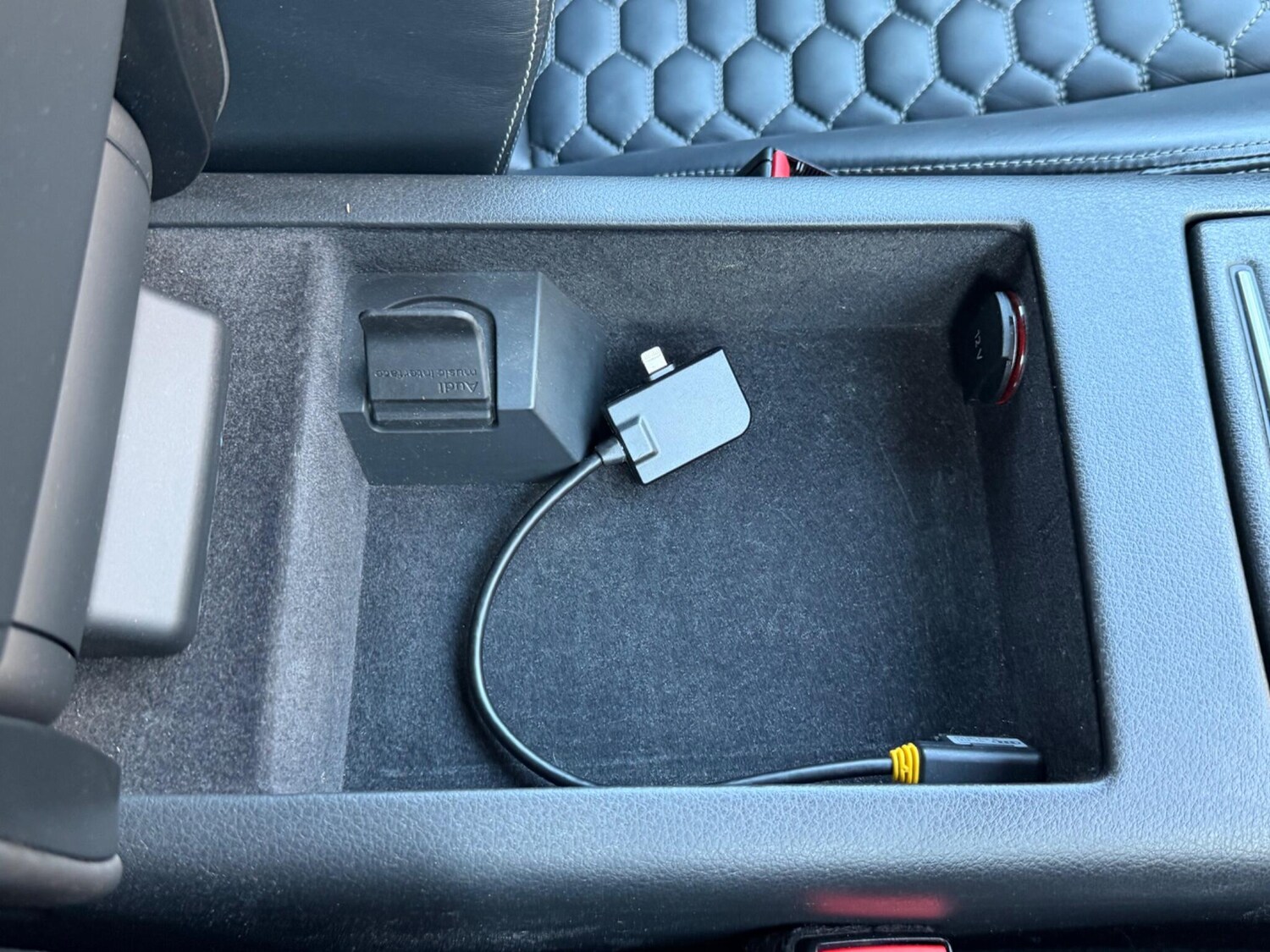 Used Audi RS6 Avant 2014 for sale - 77738544: Photo 49