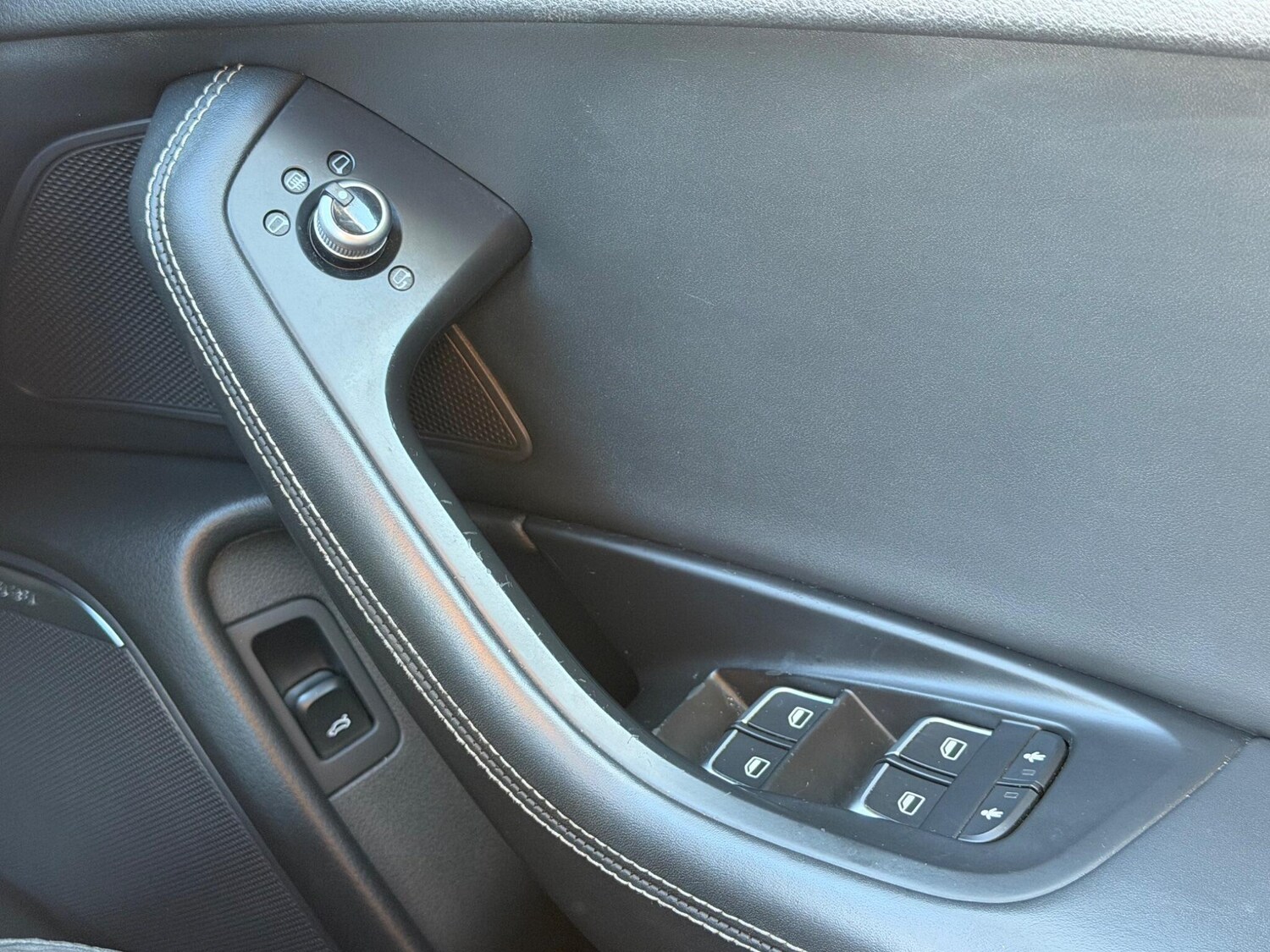 Used Audi RS6 Avant 2014 for sale - 77738544: Photo 54