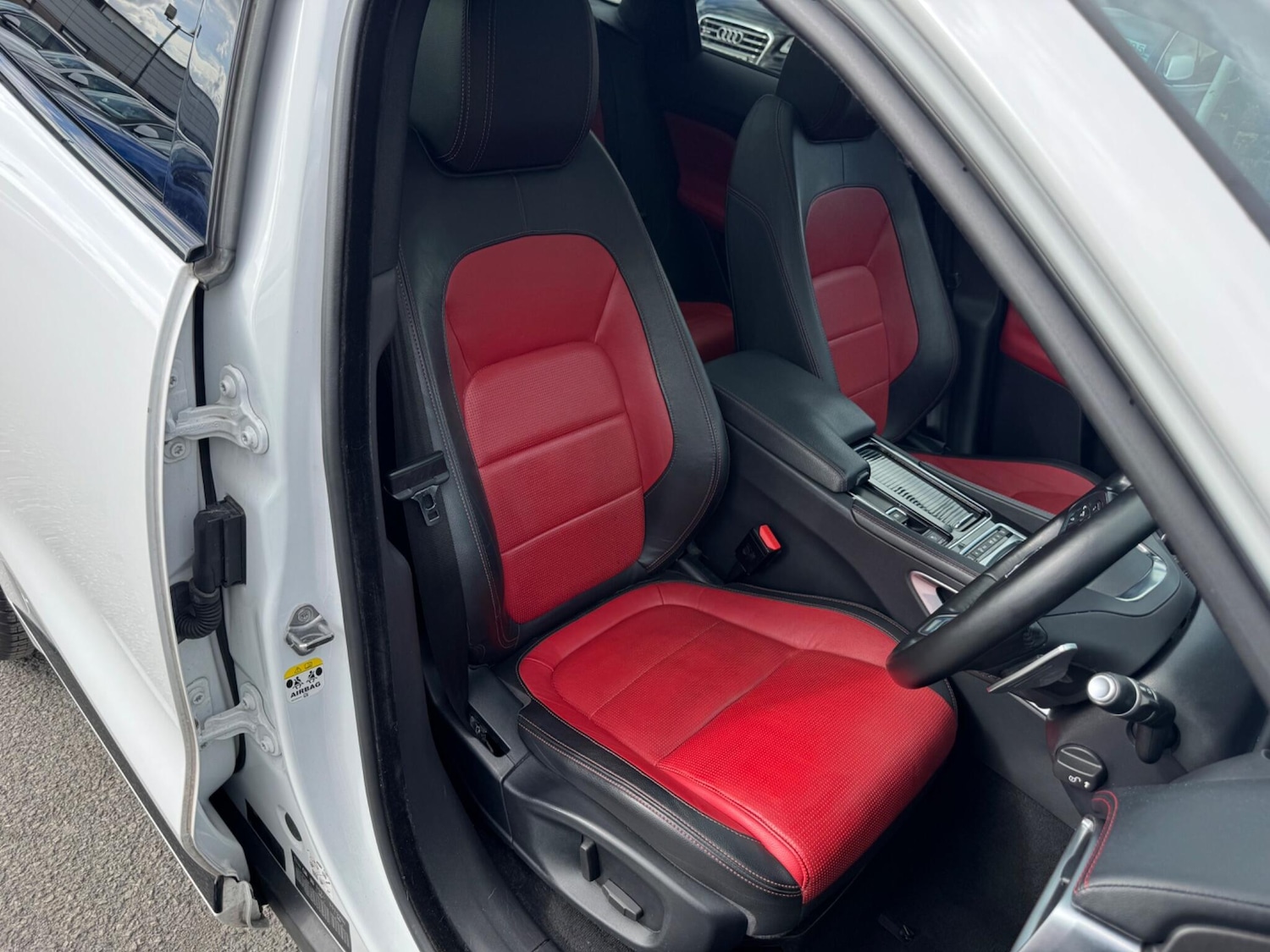 Used Jaguar F-Pace for sale - 76993636: Photo 18