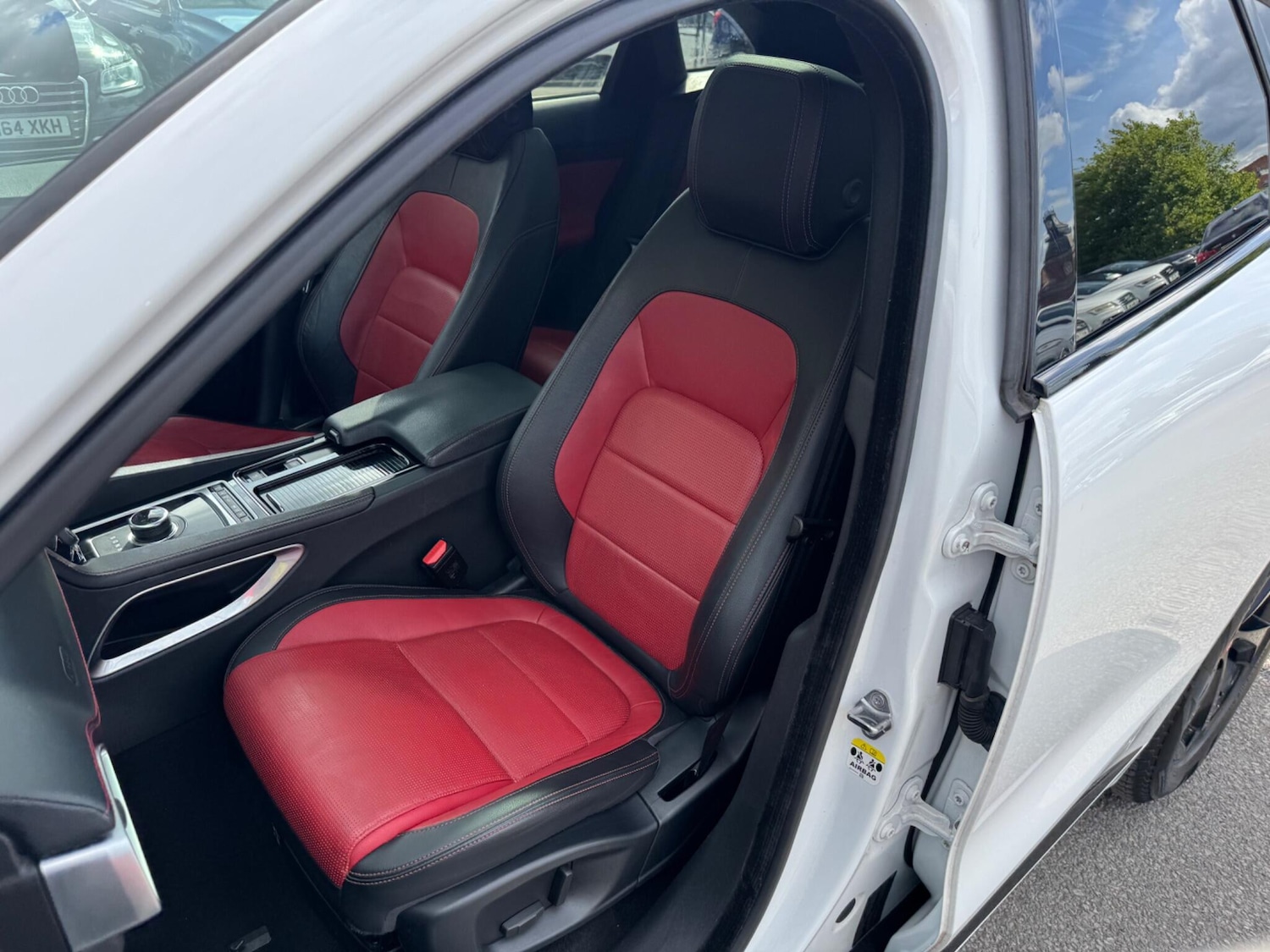 Used Jaguar F-Pace for sale - 76993636: Photo 19