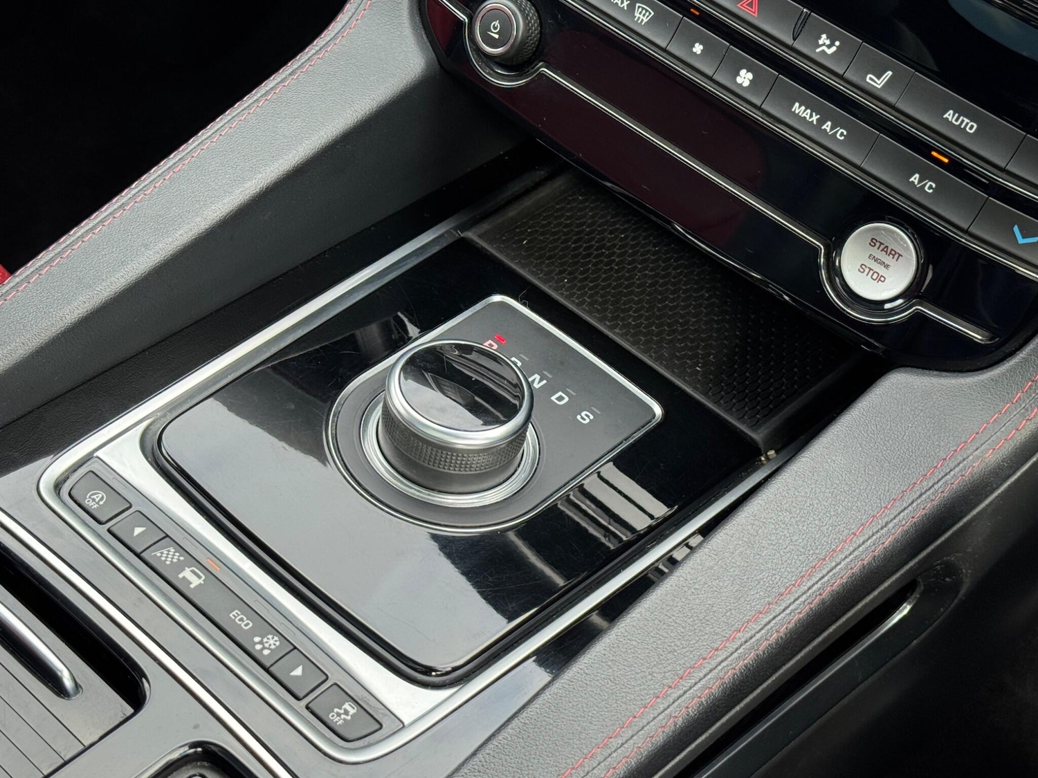 Used Jaguar F-Pace for sale - 76993636: Photo 43