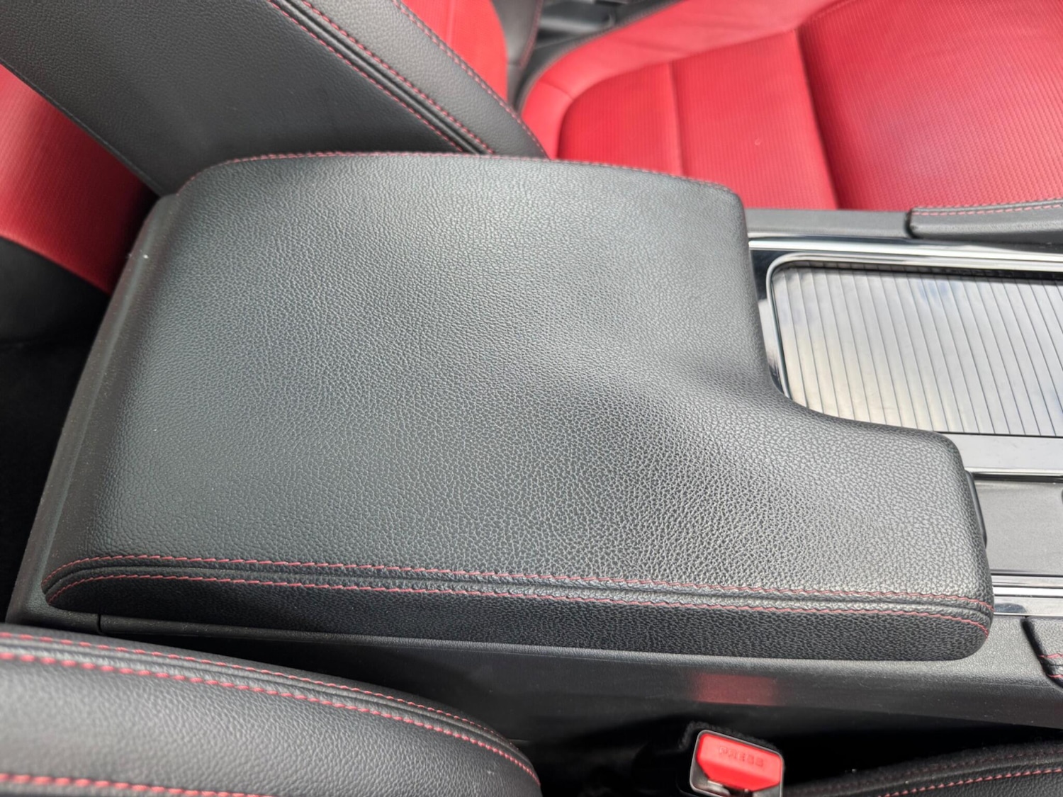 Used Jaguar F-Pace for sale - 76993636: Photo 46