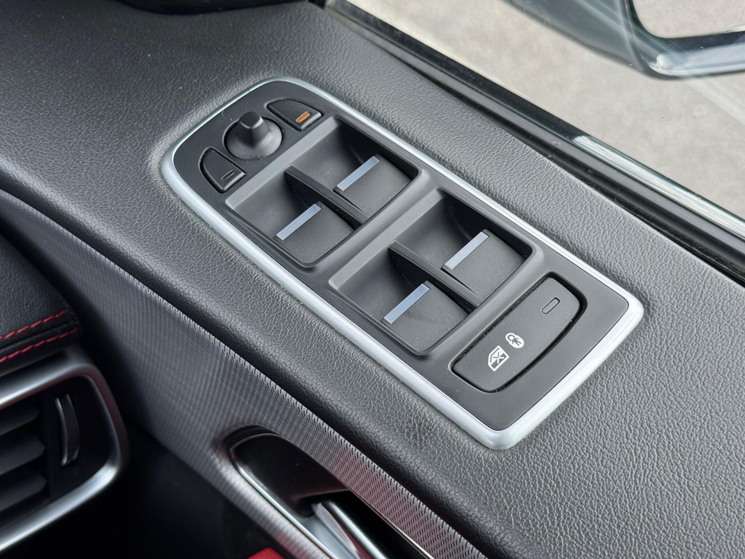 Used Jaguar F-Pace for sale - 76993636: Photo 49