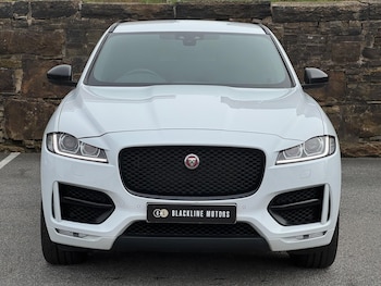Used Jaguar F-Pace 2019 for sale - 76997541: Photo