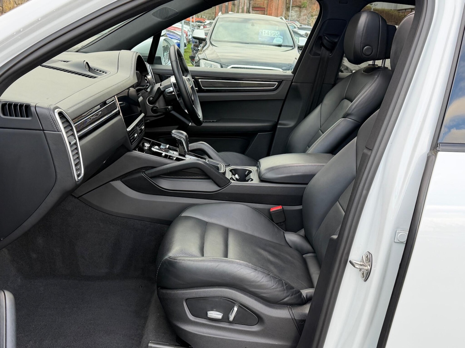 Used Porsche Cayenne 2020 for sale - 76990936: Photo 16