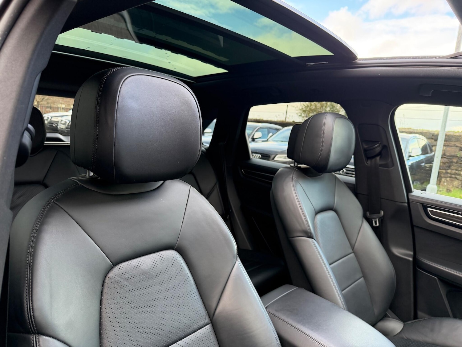 Used Porsche Cayenne 2020 for sale - 76990936: Photo 19