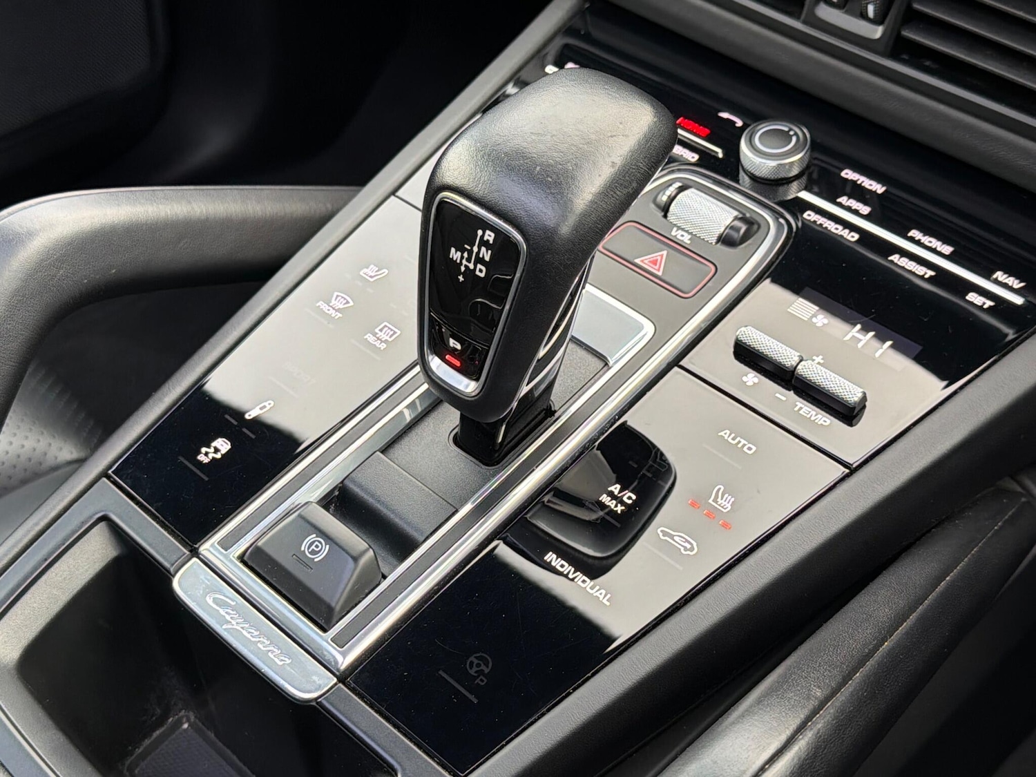 Used Porsche Cayenne 2020 for sale - 76990936: Photo 40