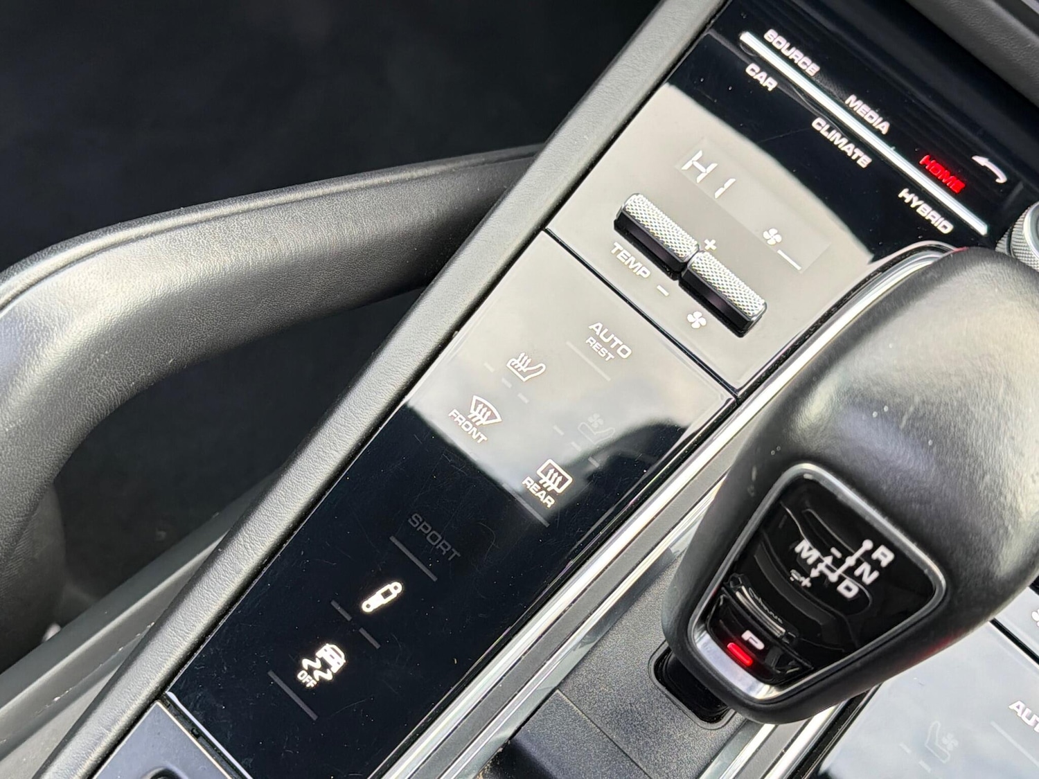 Used Porsche Cayenne 2020 for sale - 76990936: Photo 42