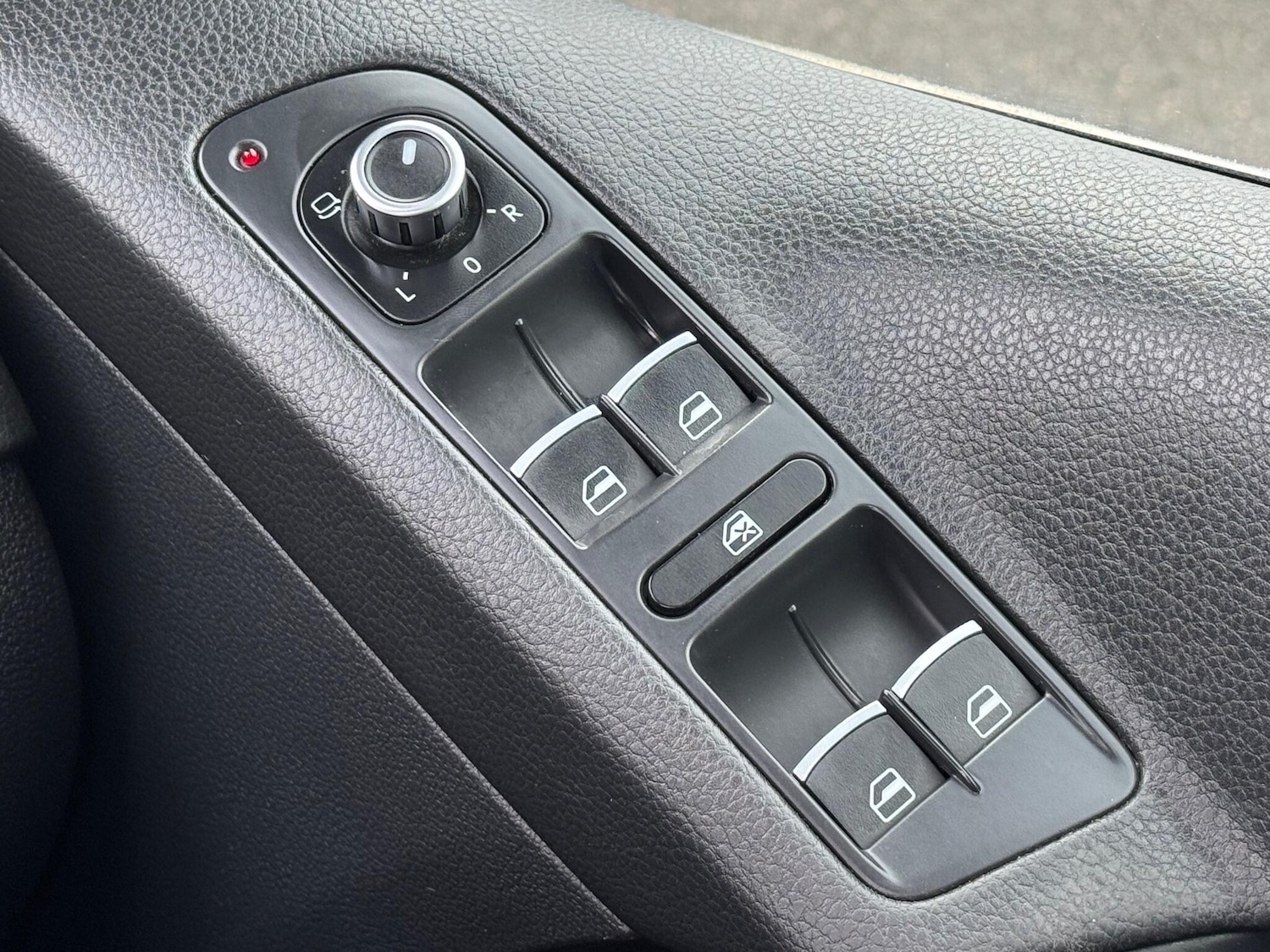 Used Volkswagen Tiguan for sale - 76295816: Photo 47