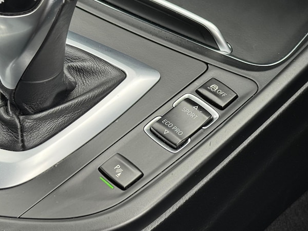 Used BMW 3 Series 2017 for sale - 76161076: Photo 43