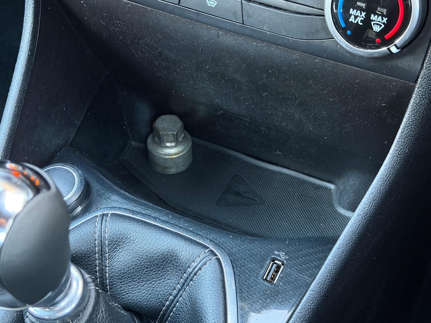 Used Ford Fiesta 2017 for sale - 76991590: Photo 34