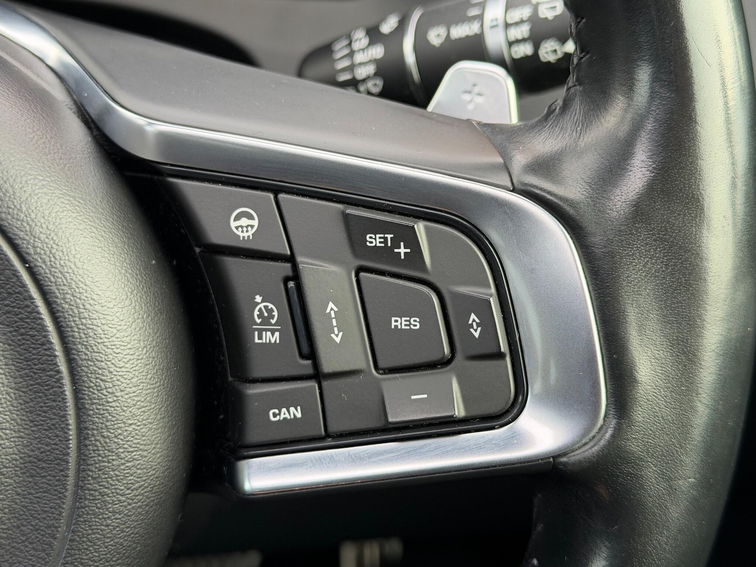 Used Jaguar F-Pace 2016 for sale - 77119748: Photo 27