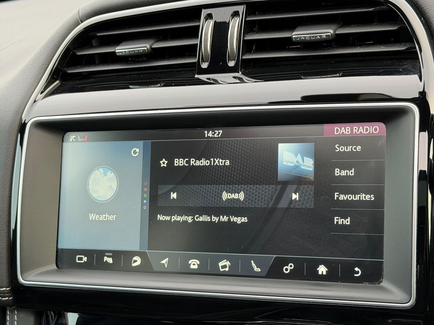 Used Jaguar F-Pace 2016 for sale - 77119748: Photo 36