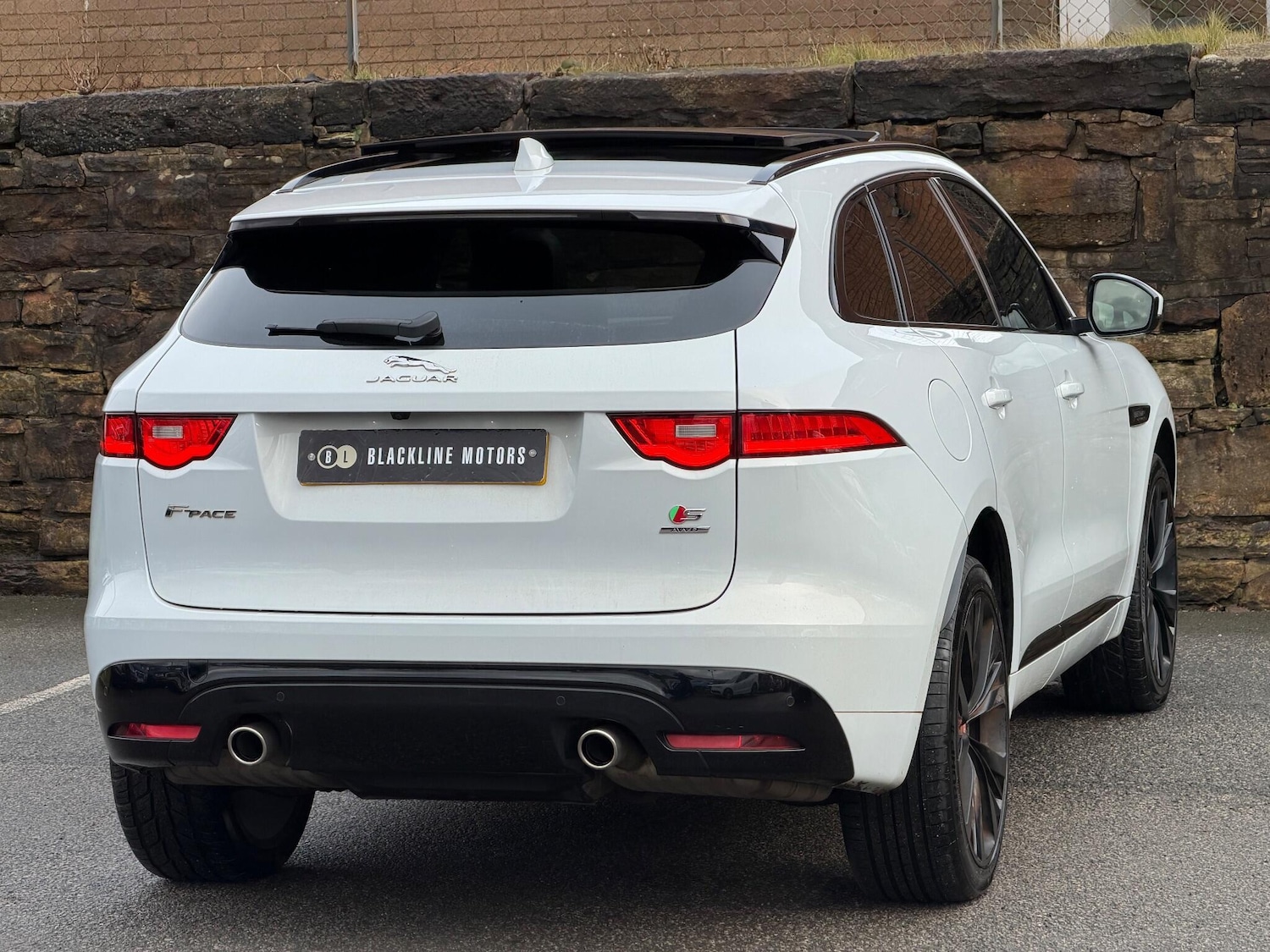 Used Jaguar F-Pace 2016 for sale - 77119748: Photo 6