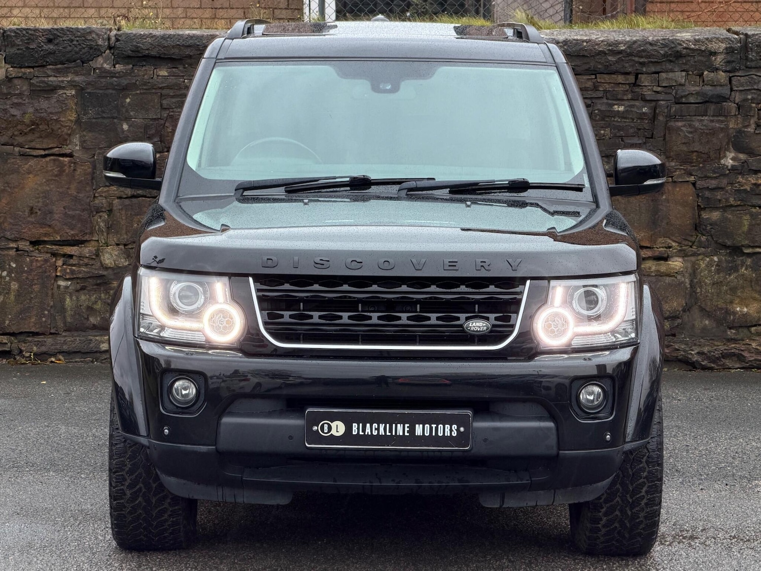 Used Land Rover Discovery 4 2015 for sale - 76781403: Photo 2
