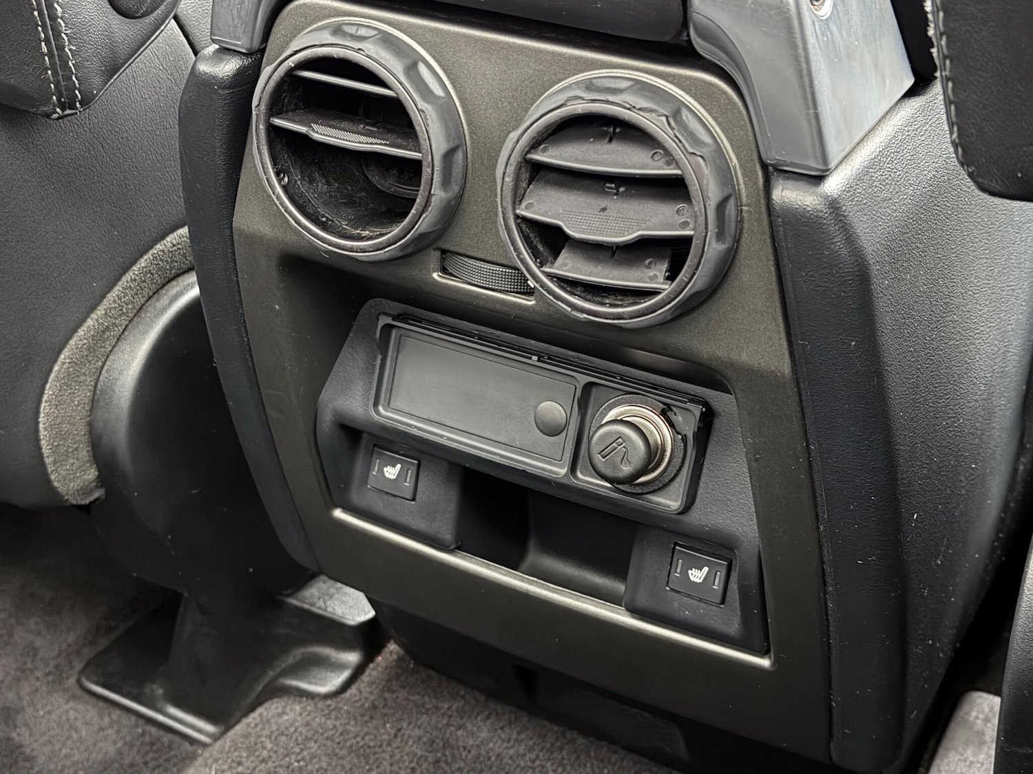 Used Land Rover Discovery 4 2015 for sale - 76781403: Photo 46