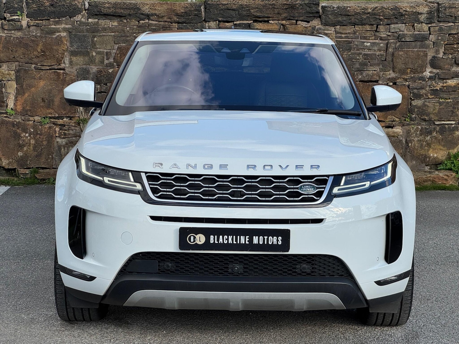 Used Land Rover Range Rover Evoque 2019 for sale - 76161067: Photo 2