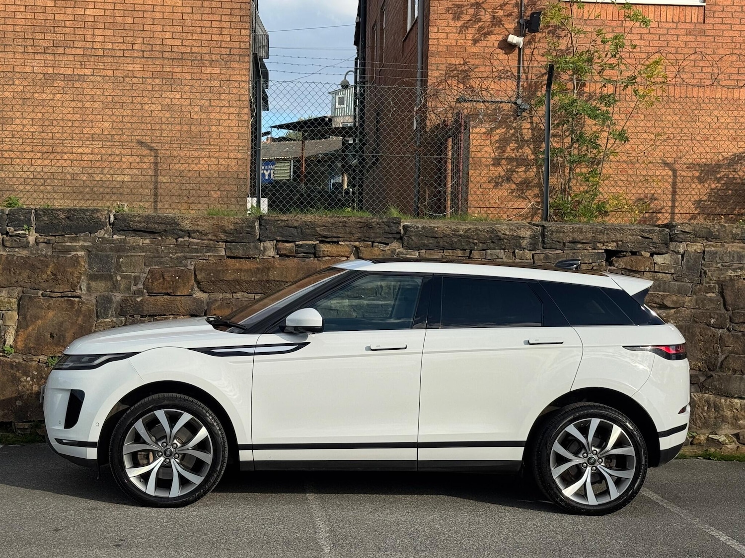 Used Land Rover Range Rover Evoque 2019 for sale - 76161067: Photo 4