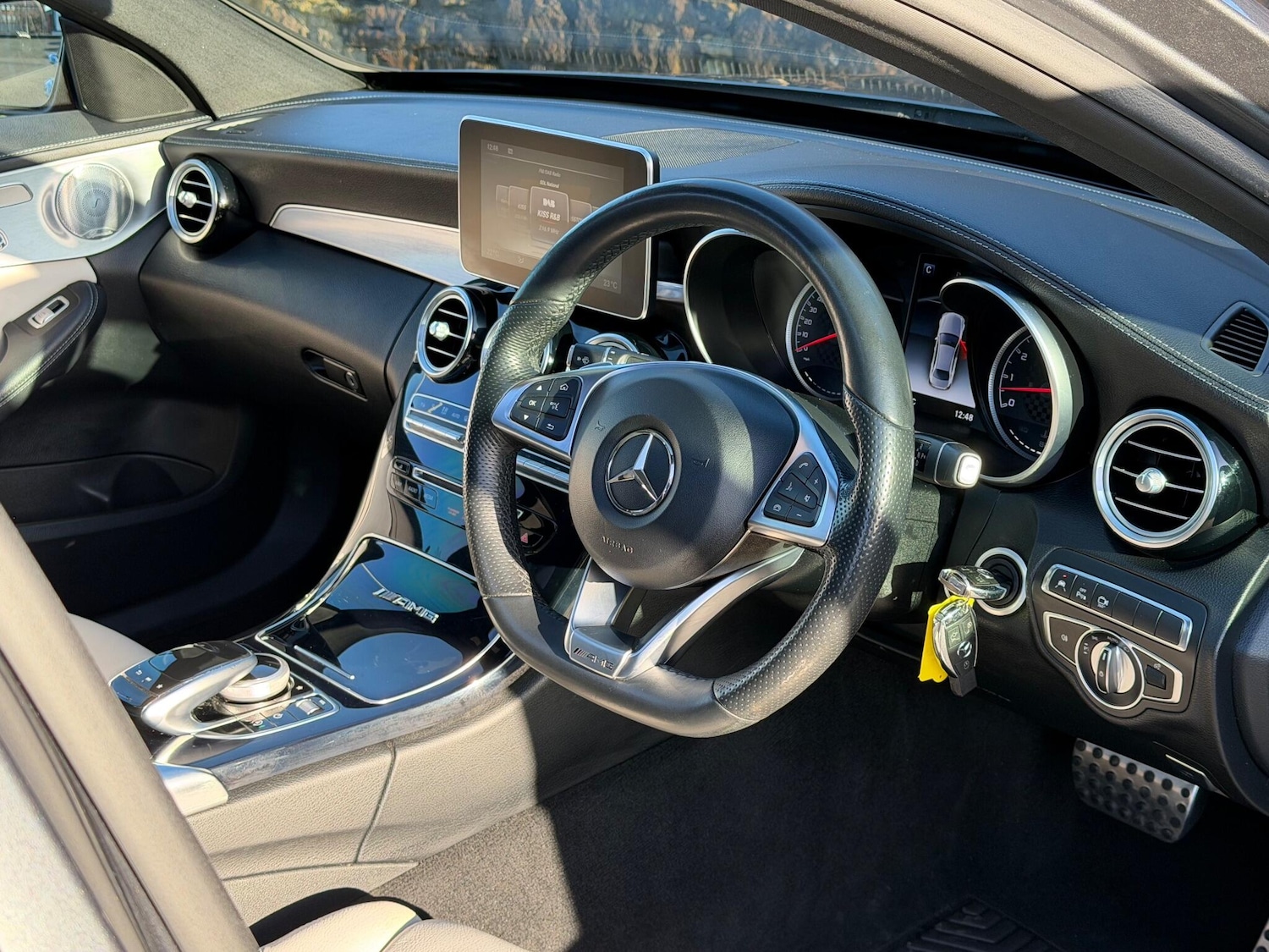 Used Mercedes-Benz C Class 2019 for sale - 76781331: Photo 14