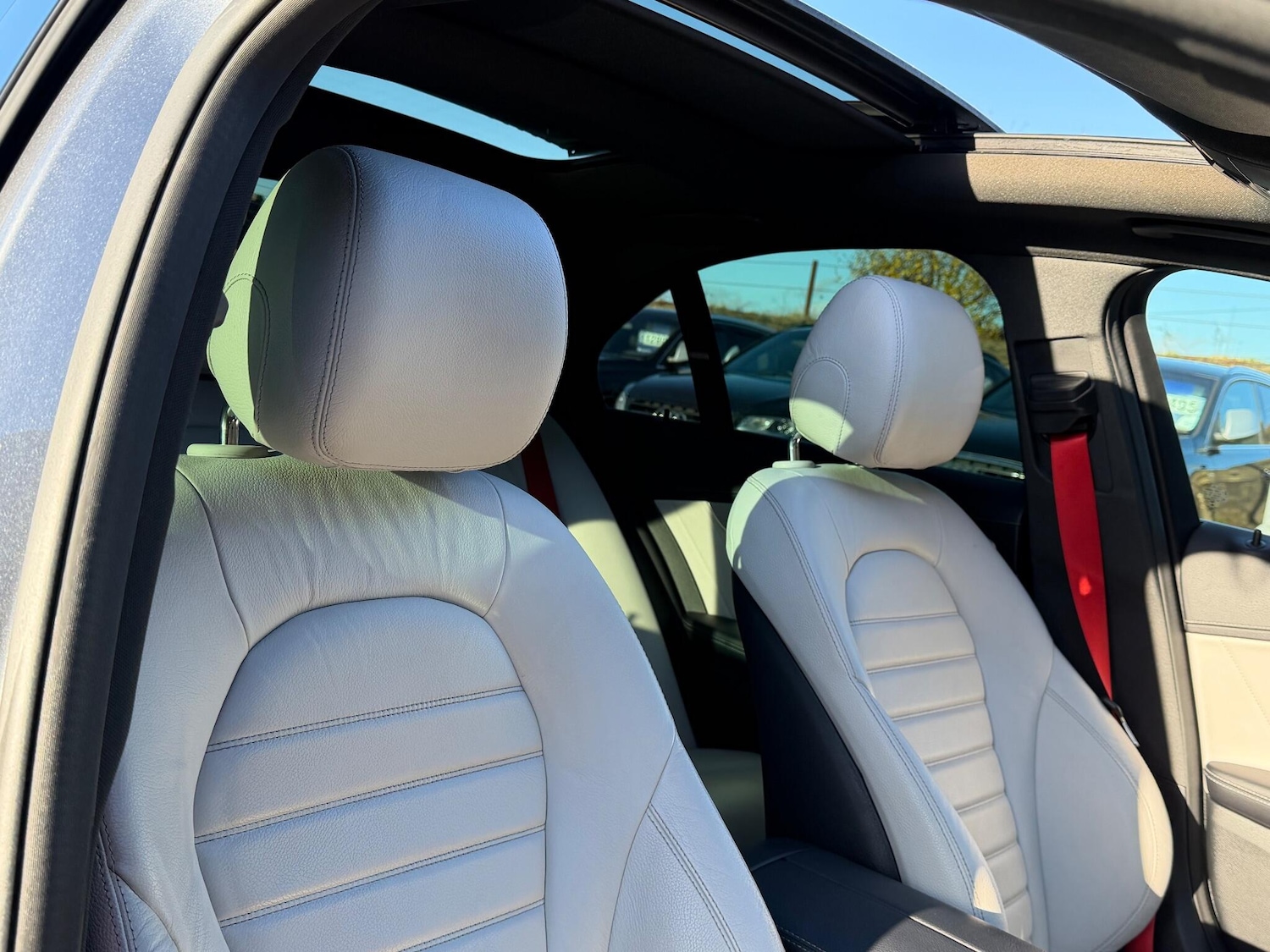 Used Mercedes-Benz C Class 2019 for sale - 76781331: Photo 21