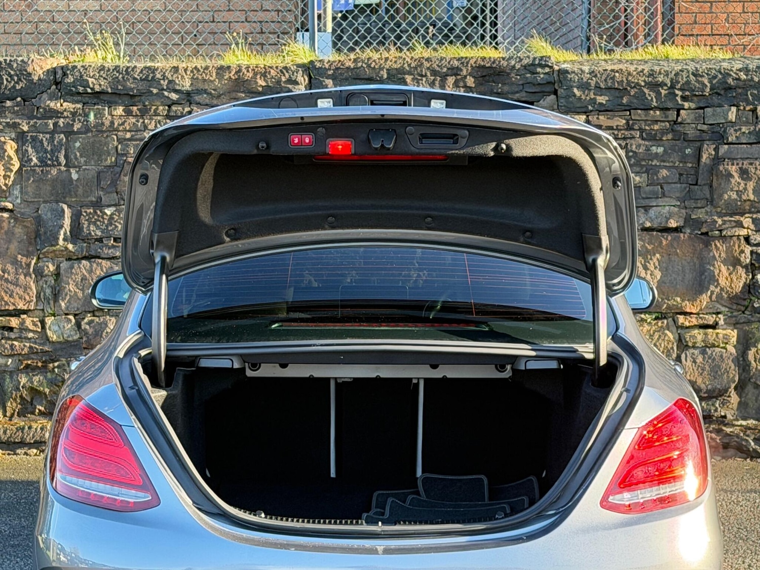 Used Mercedes-Benz C Class 2019 for sale - 76781331: Photo 24