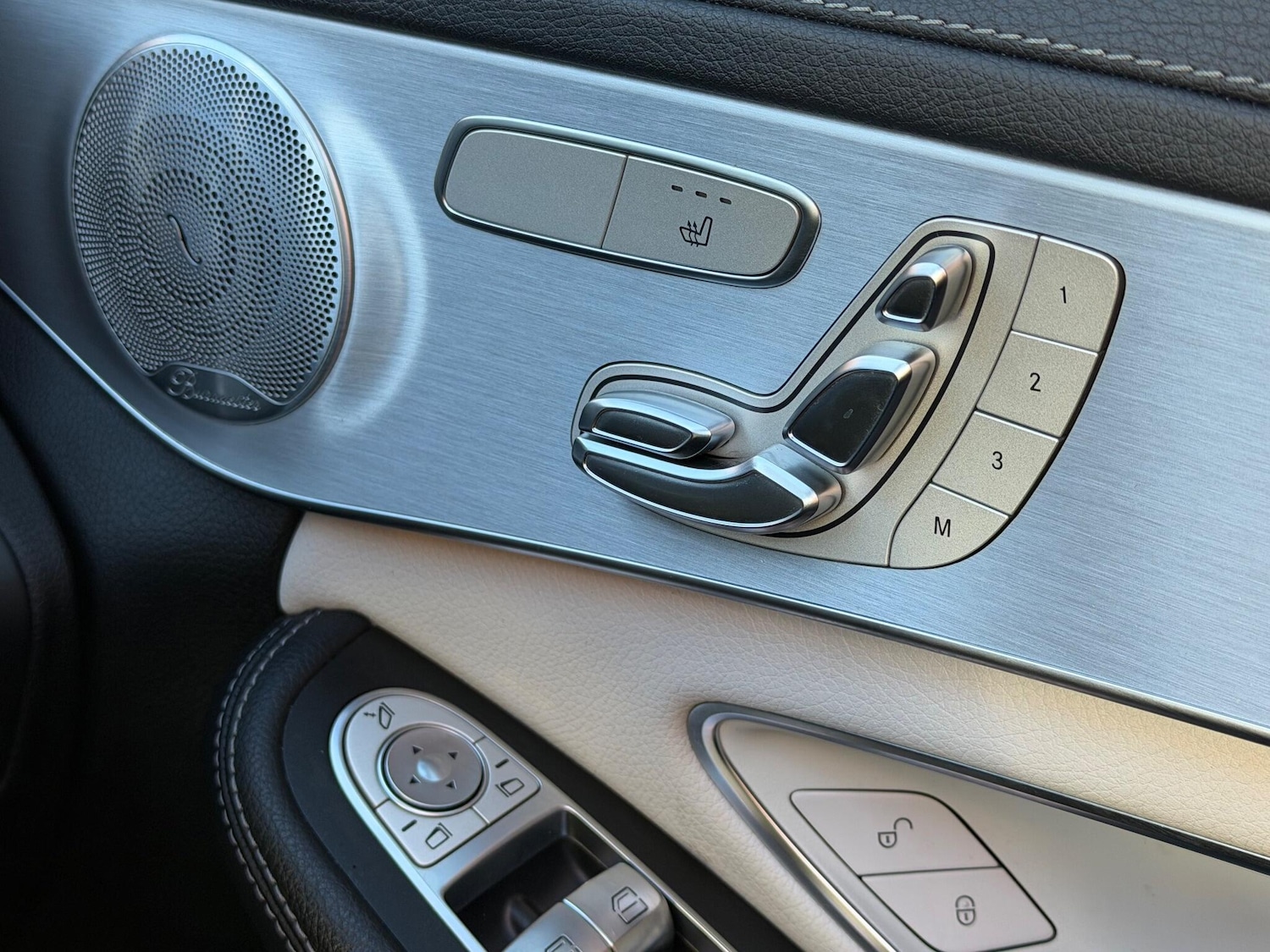 Used Mercedes-Benz C Class 2019 for sale - 76781331: Photo 45