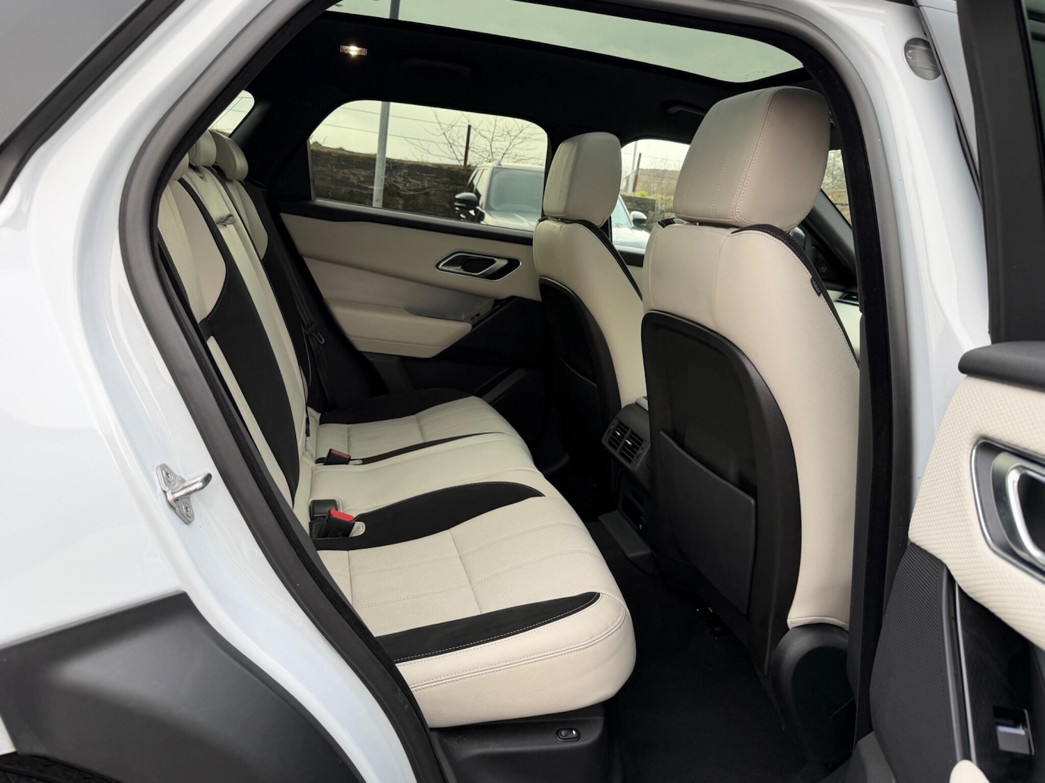 Used Land Rover Range Rover Velar 2018 for sale - 77306350: Photo 20