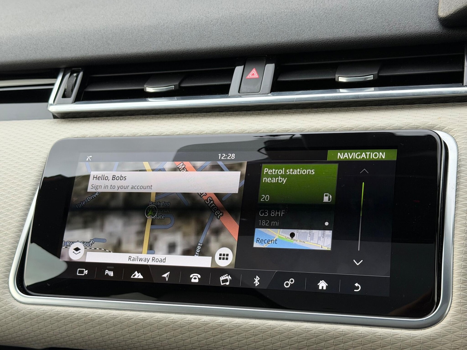 Used Land Rover Range Rover Velar 2018 for sale - 77306350: Photo 33